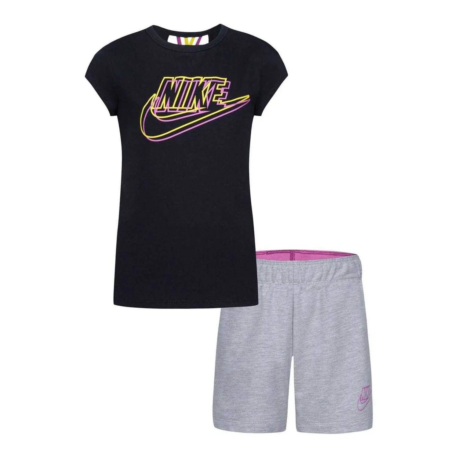 NIKE picture