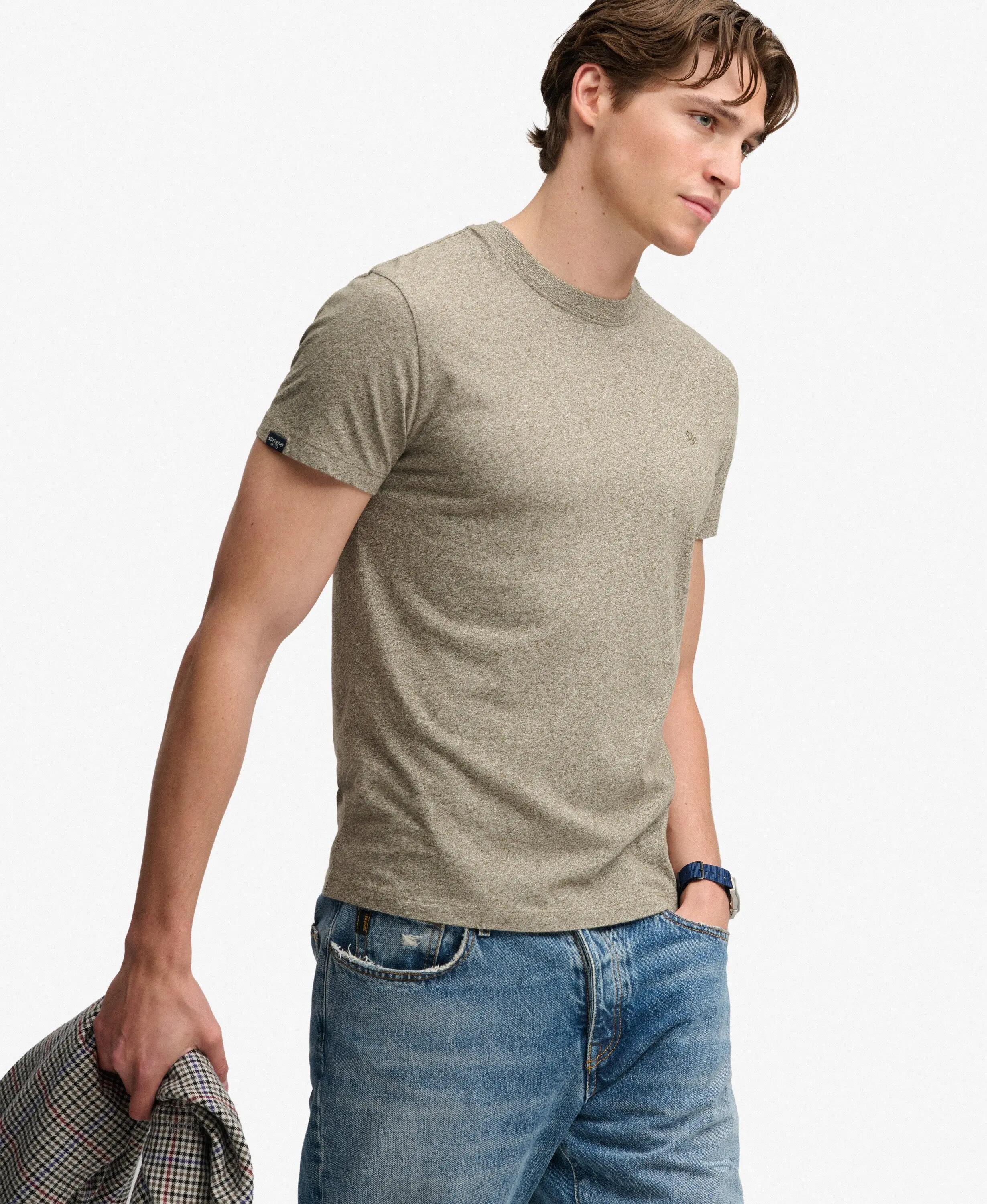 SUPERDRY picture