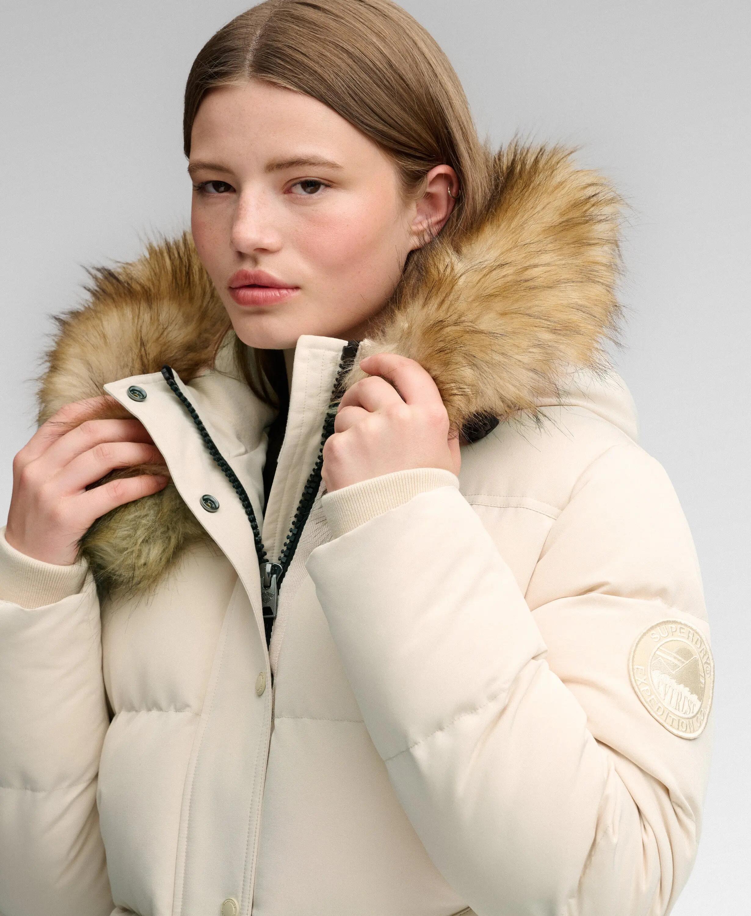 superdry Casaco Everest Classic Puffer corte relaxed 4/6