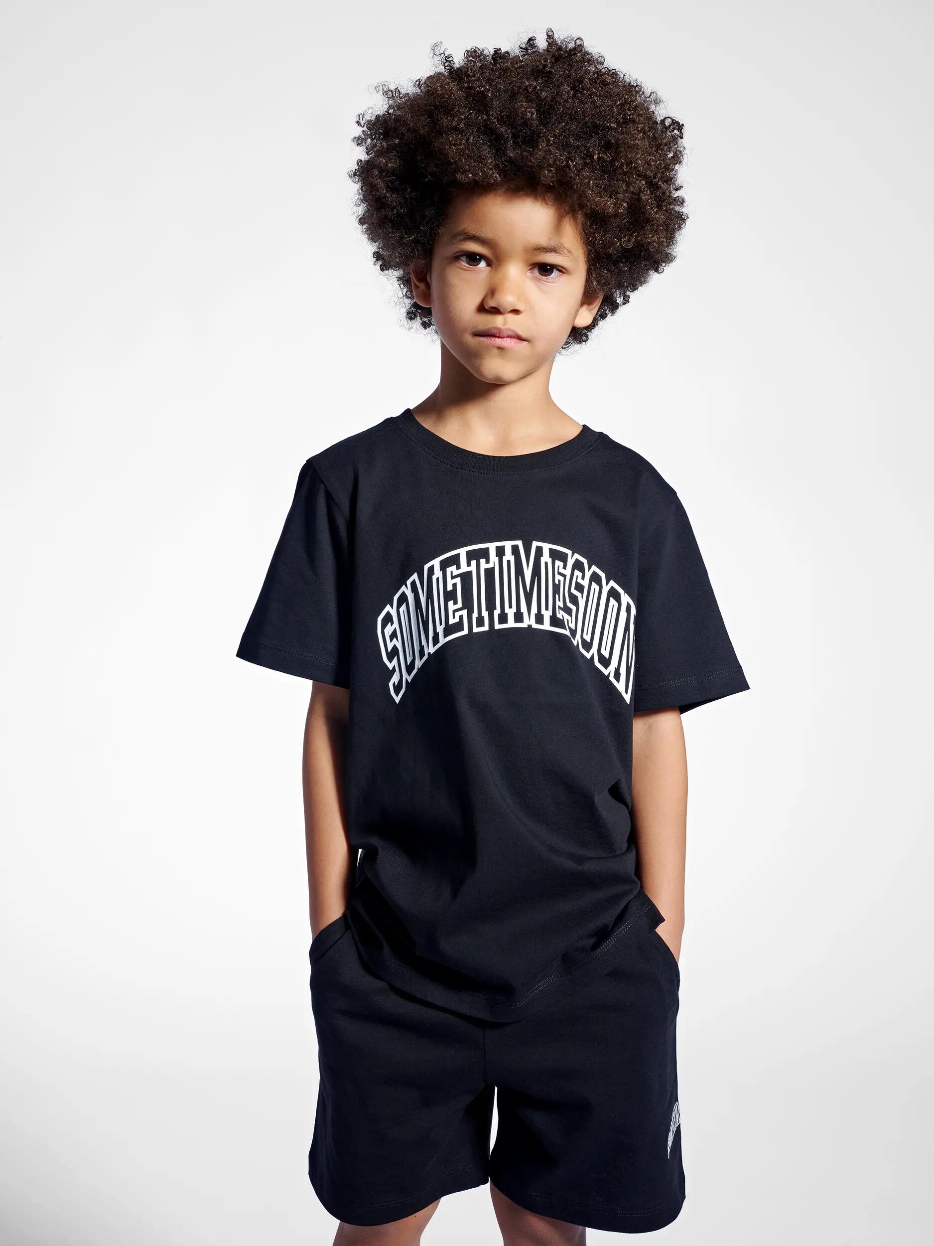 hummel stmOCEAN T-SHIRT S/S in cotone biologico nero 4/6