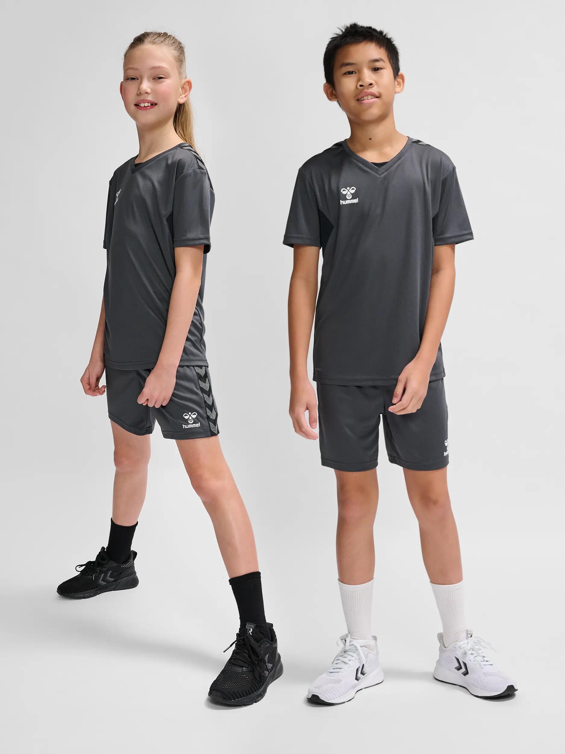 hummel T-shirt hmlAUTHENTIC PL JERSEY S/S KIDS - Polyester, Asphalt 5/6