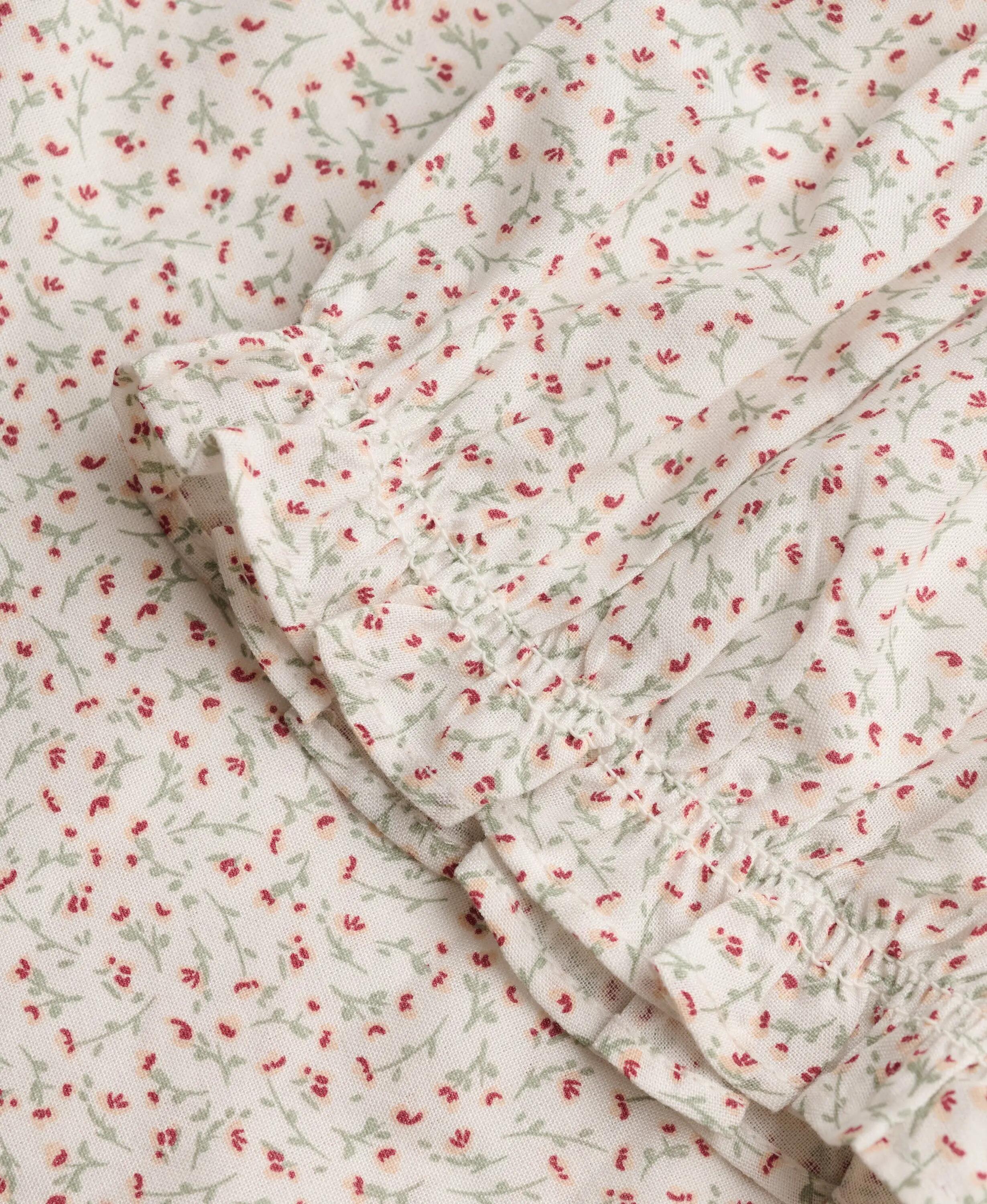 superdry Top tecido manga curta meio botões padrão mini rosas – Off White Mini 6/7