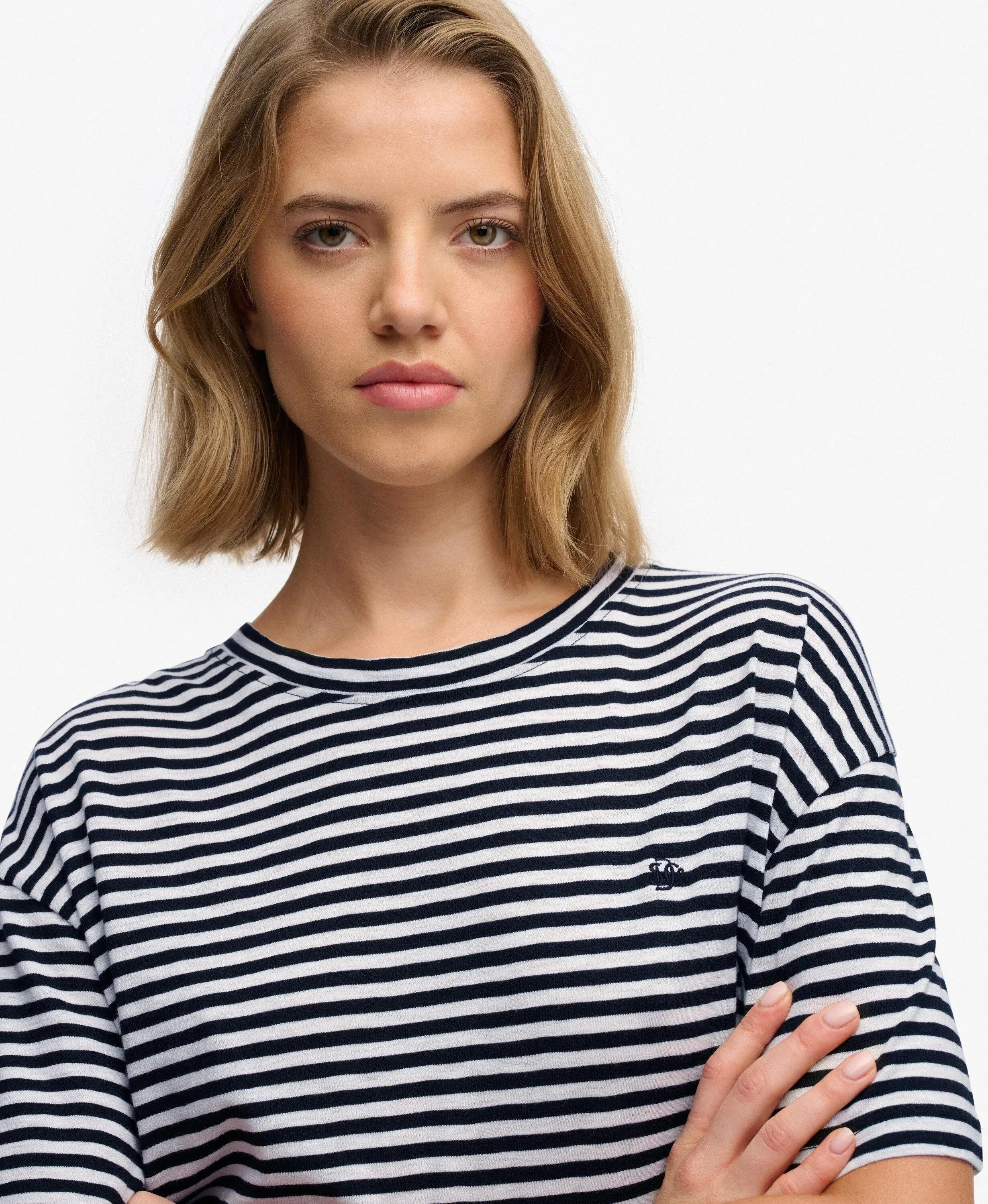 superdry Studios Crew T-Shirt – Vestibilità relaxed con maniche scese – 4/7