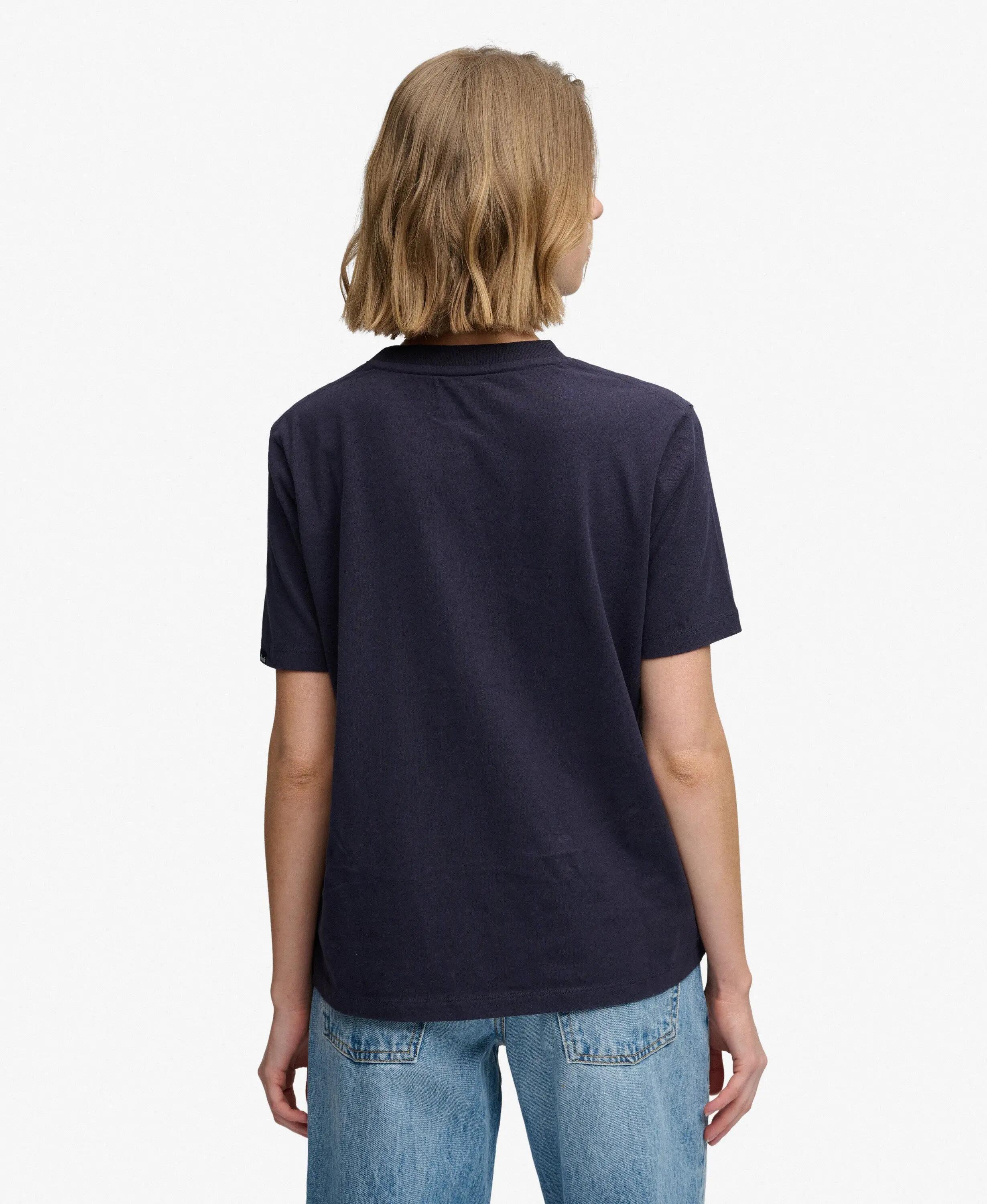 superdry T-shirt Crest ornamentada em algodão orgânico – corte relaxed – 5/7