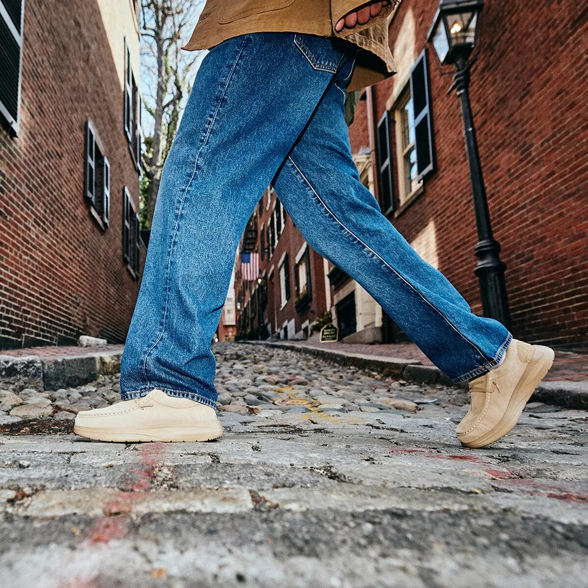 HeyDude Męskie Buty Mokasyny Wsuwane Zamszowe Wally Comf Suede 41 3/6