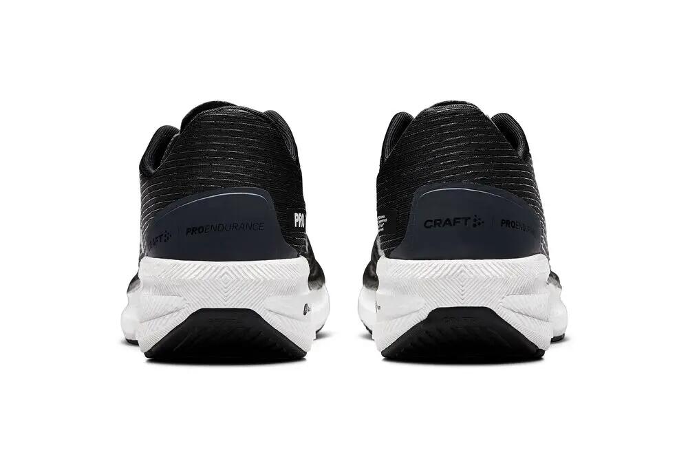 craft PRO Endur Distance M — Scarpe da running reattive, Black-White 6/7