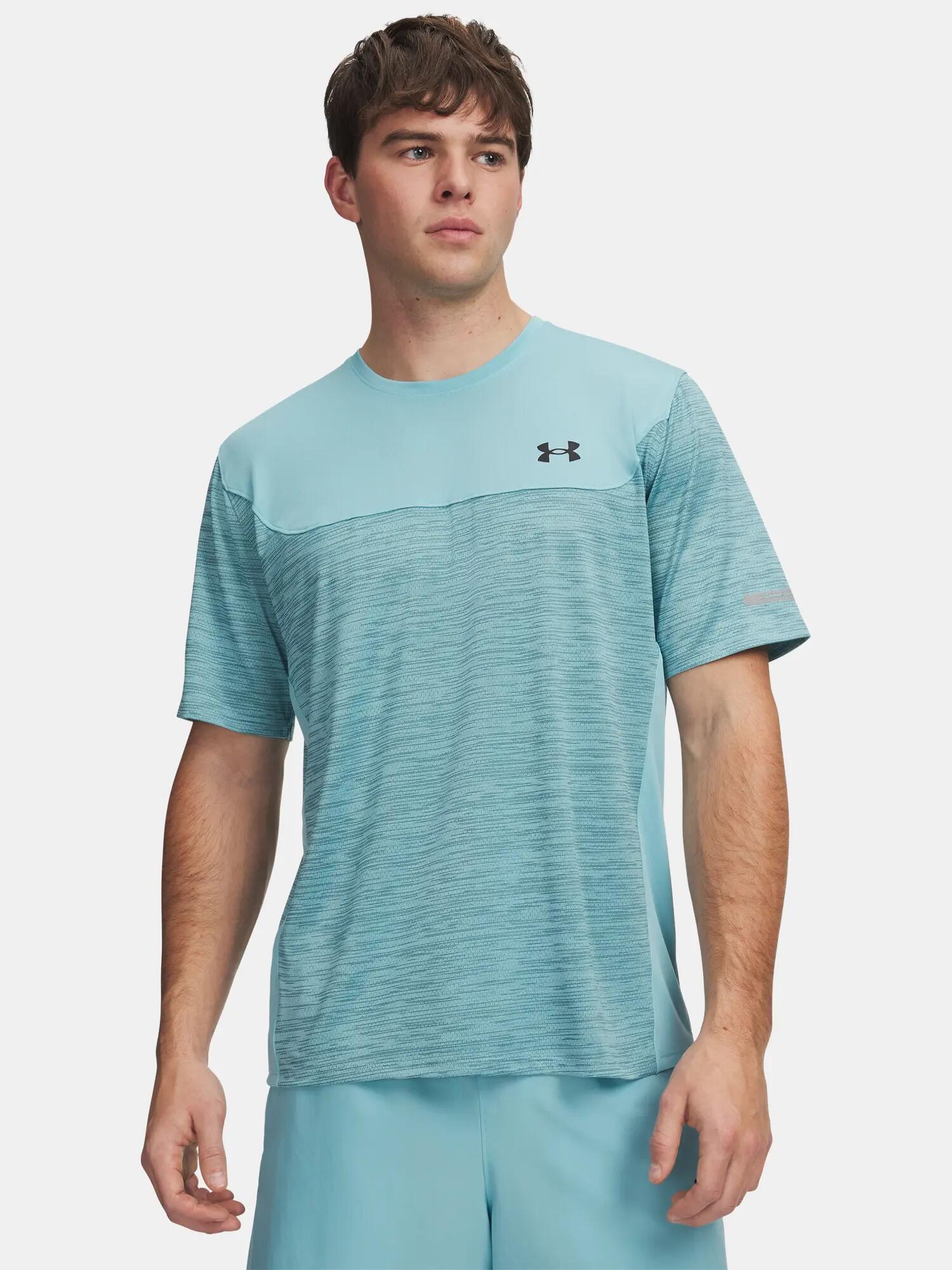 UNDER ARMOUR picture