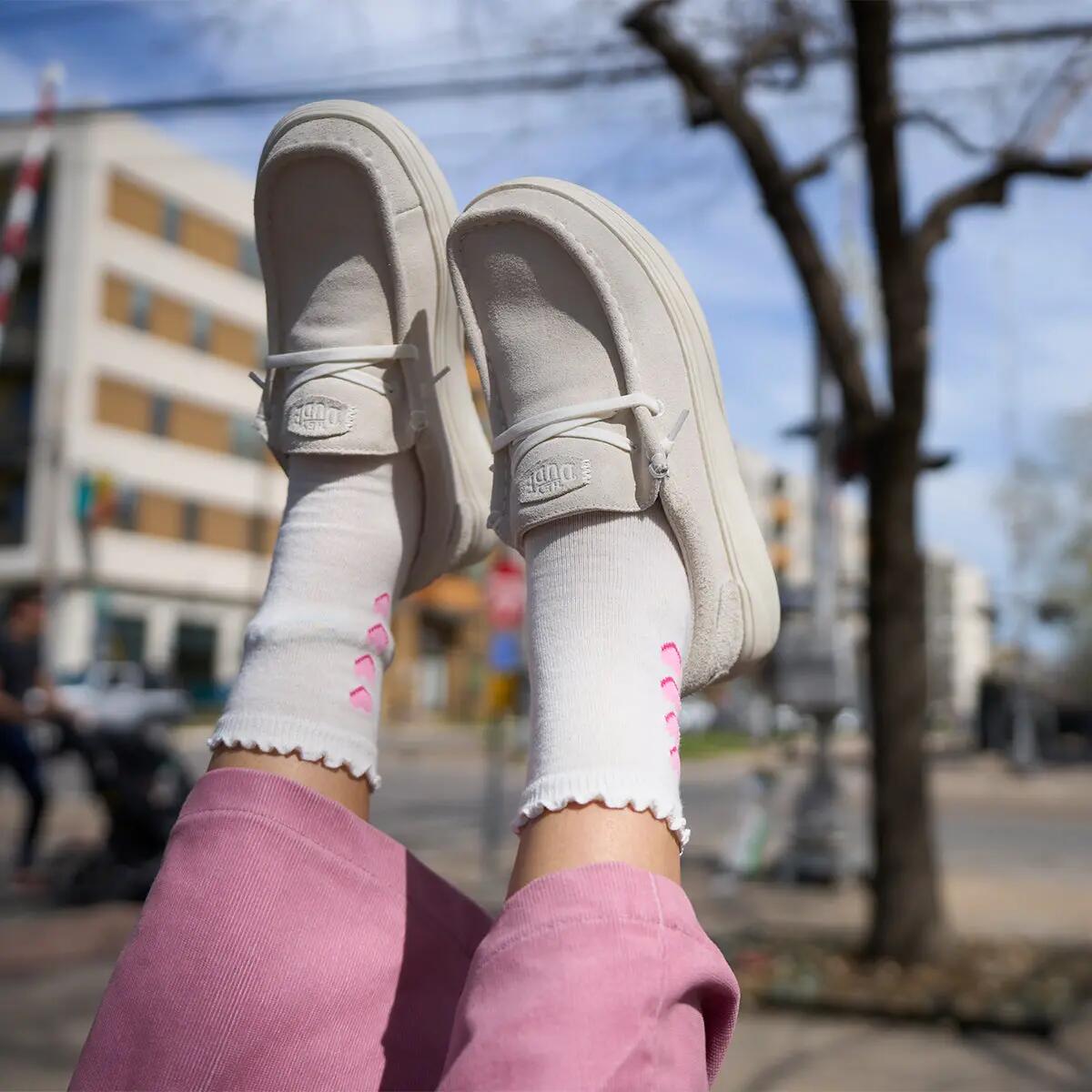 HEYDUDE Damskie Mokasyny Wendy Comf Suede 3/6