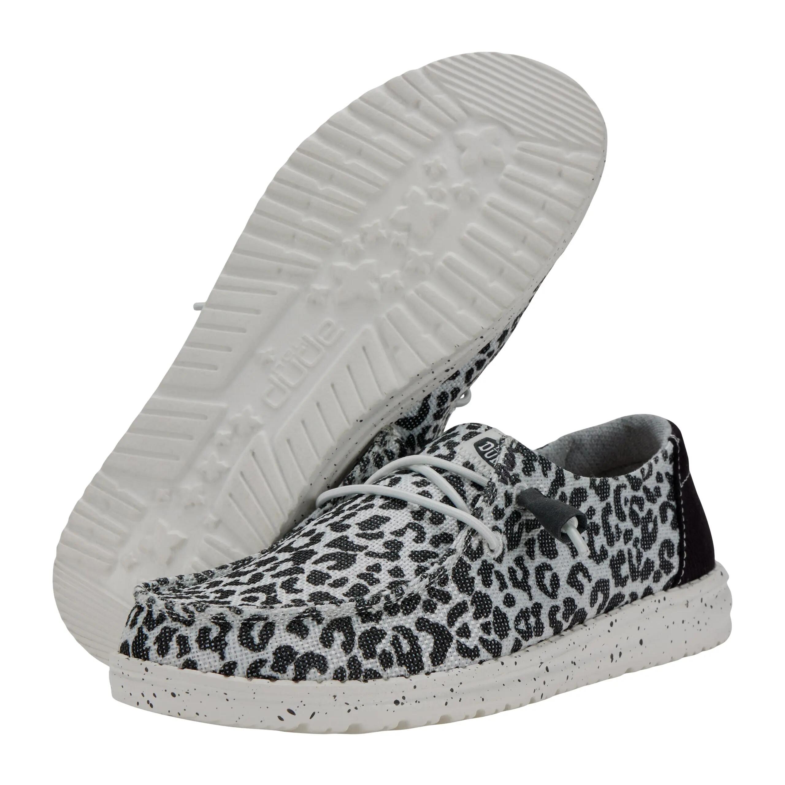 HEYDUDE Wendy Leopard Women's Black/Grey Loafers 5/6