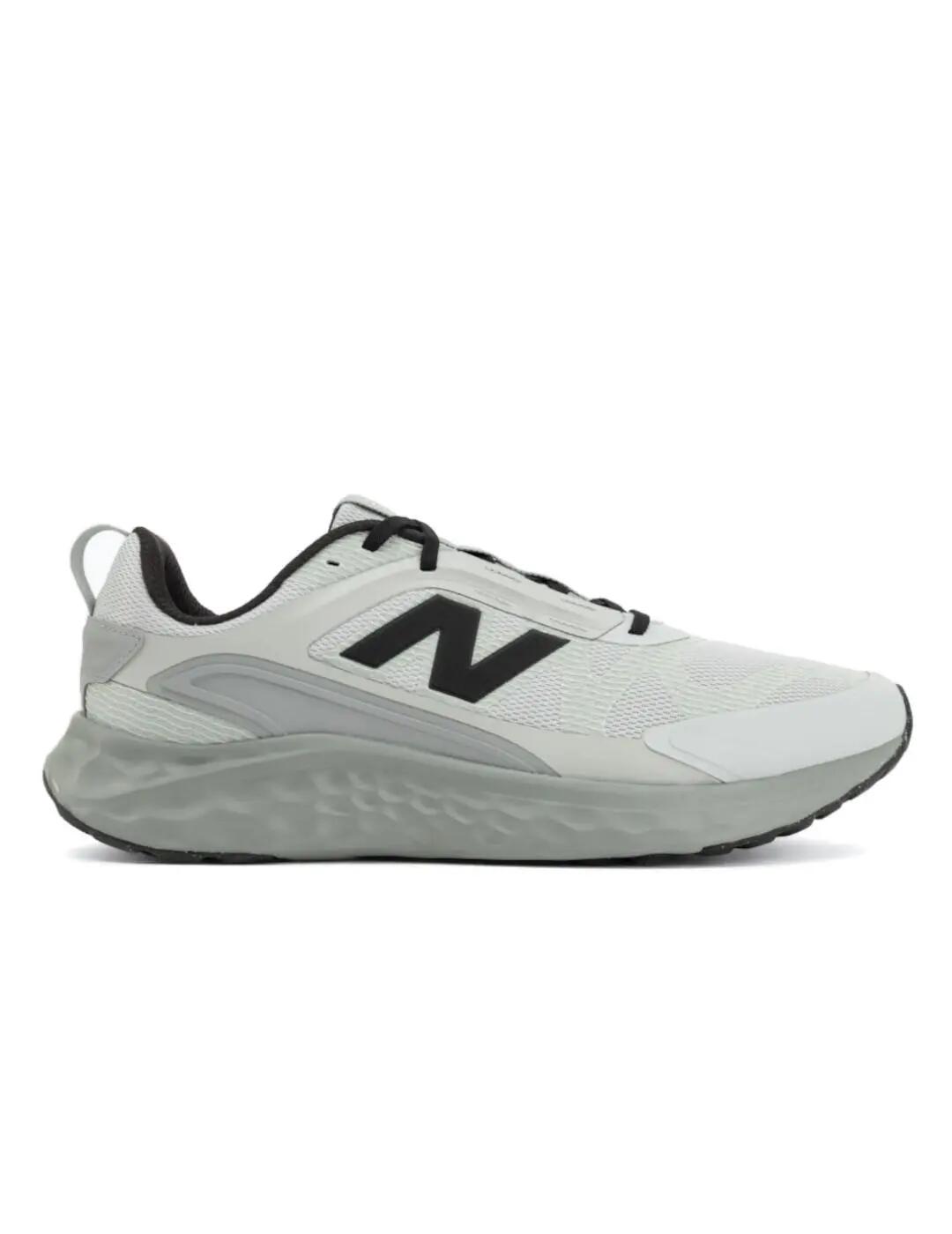 NEW BALANCE picture