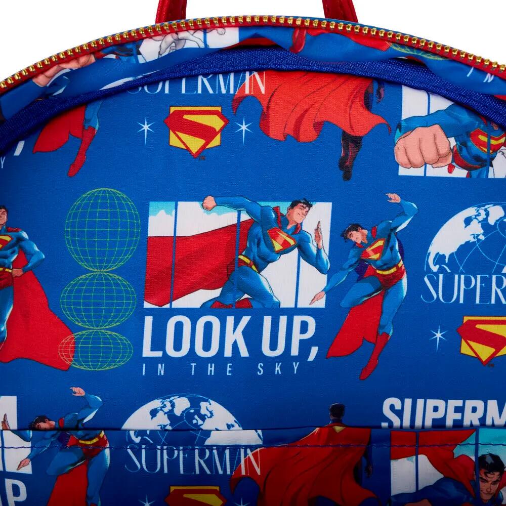 Sac à dos enfant Loungefly DC Comics Superman 4/5
