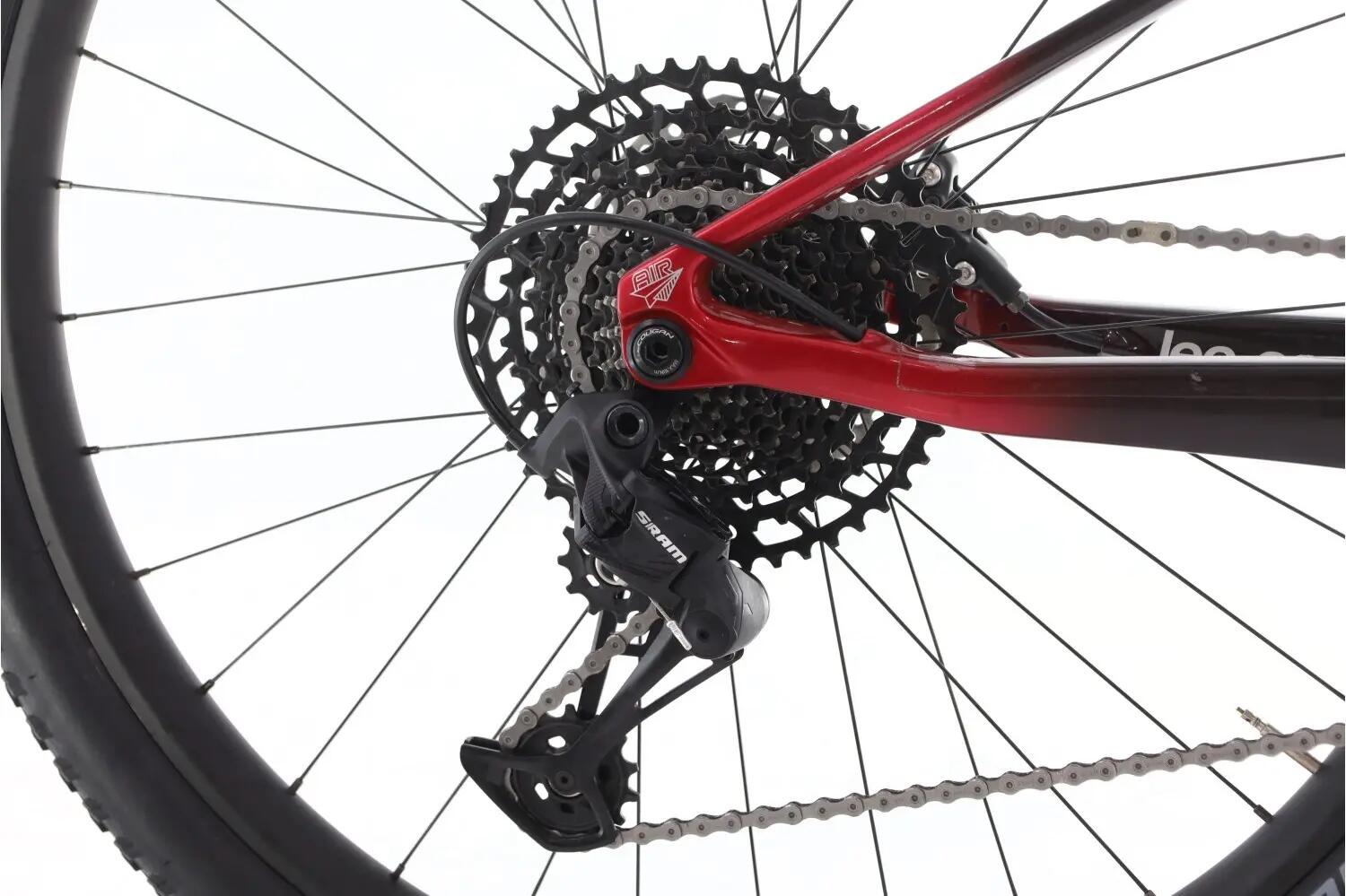 Segunda Vida · BTT · Lee Cougan Crossfire Air · Muito bom estado 3/8