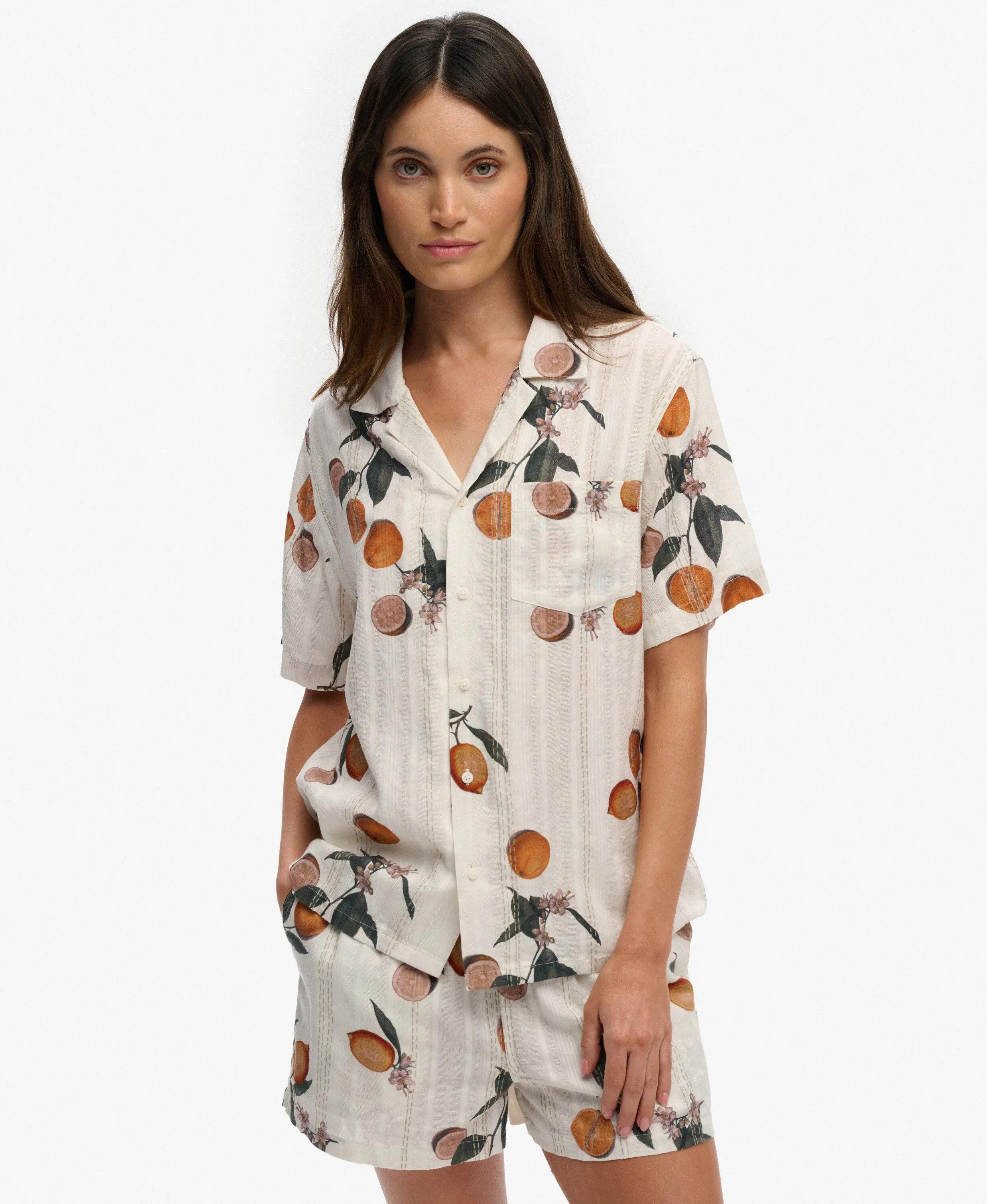 superdry Camicia maniche corte Beach Printed in cotone-viscosa – Citrus Cream 2/7