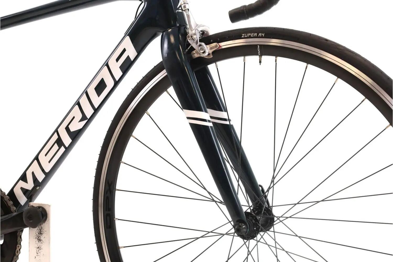 Vélo de route reconditionné ·  Scultura 7000-E Di2 11V · Très bon état 5/8