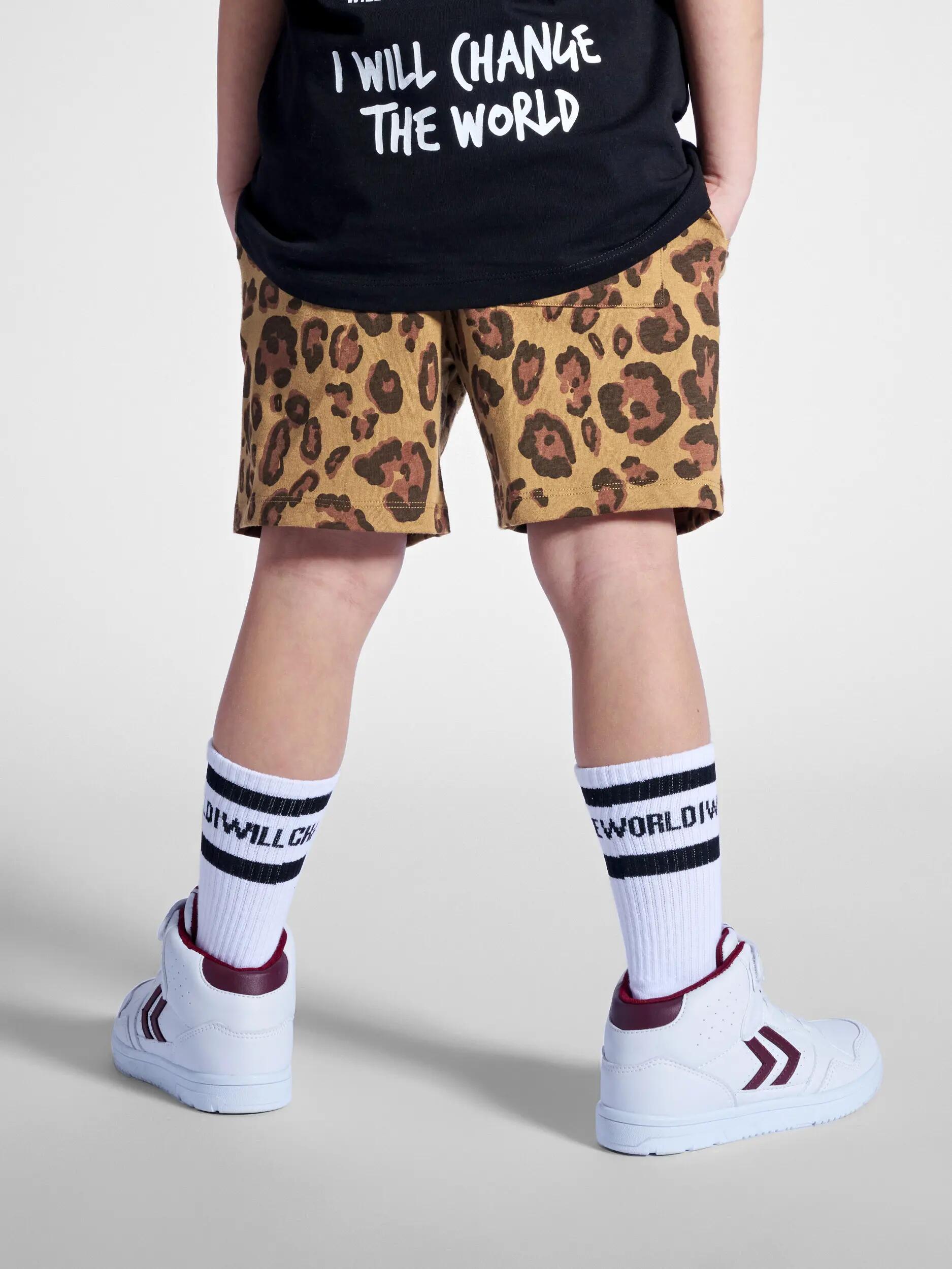 hummel stmEASTWOOD SHORTS con stampa audace 5/5