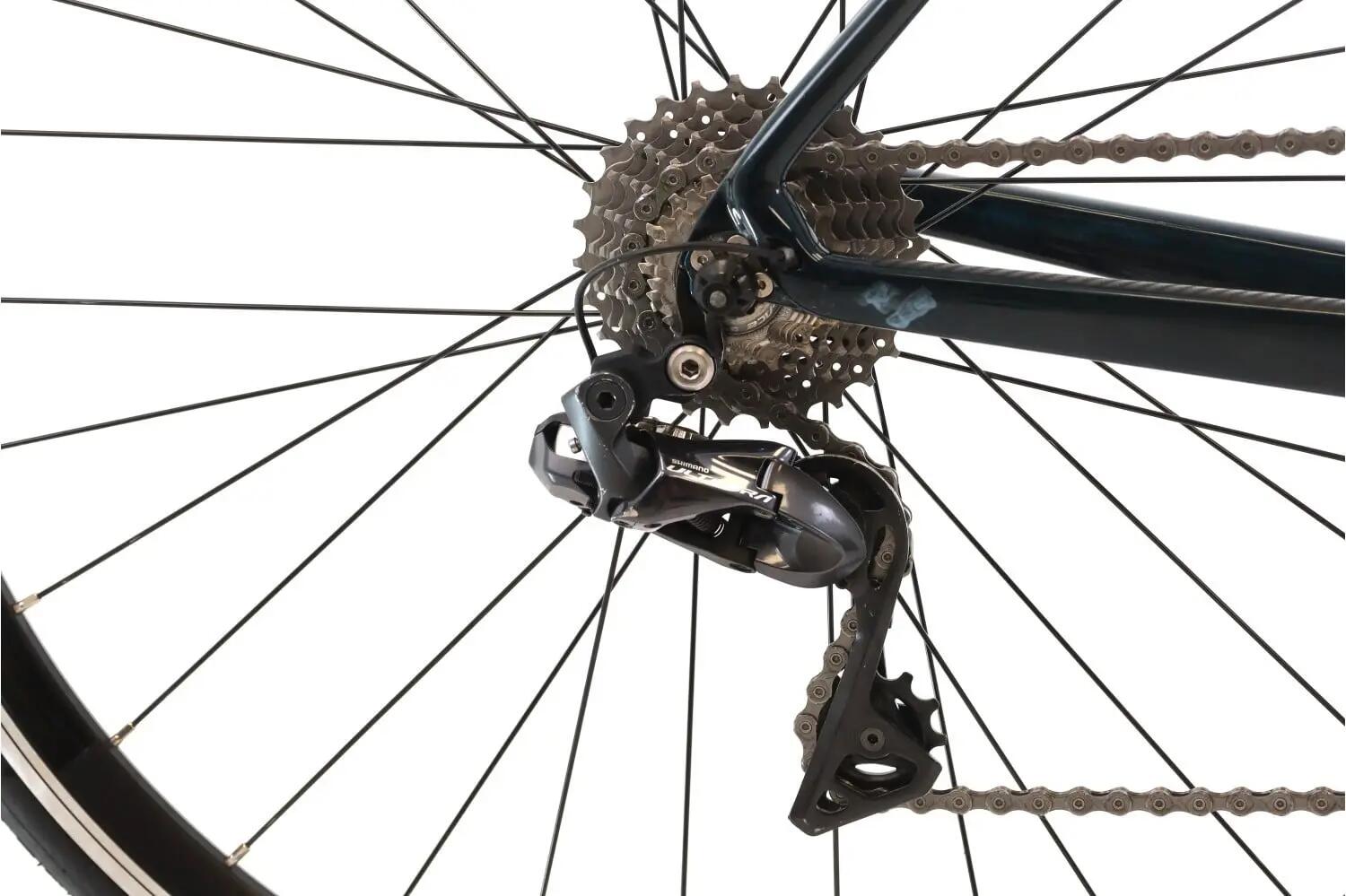 Vélo de route reconditionné ·  Scultura 7000-E Di2 11V · Très bon état 3/8