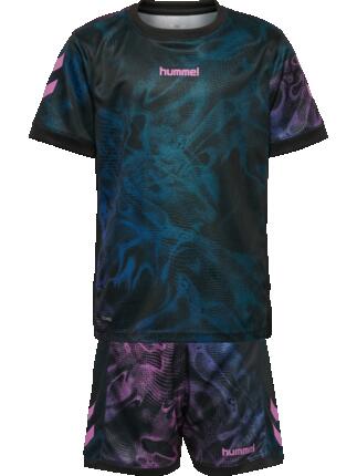 hummel Set hmlBLAZE CLUB 26 GRAPHIC SET KIDS en polyester recyclé –