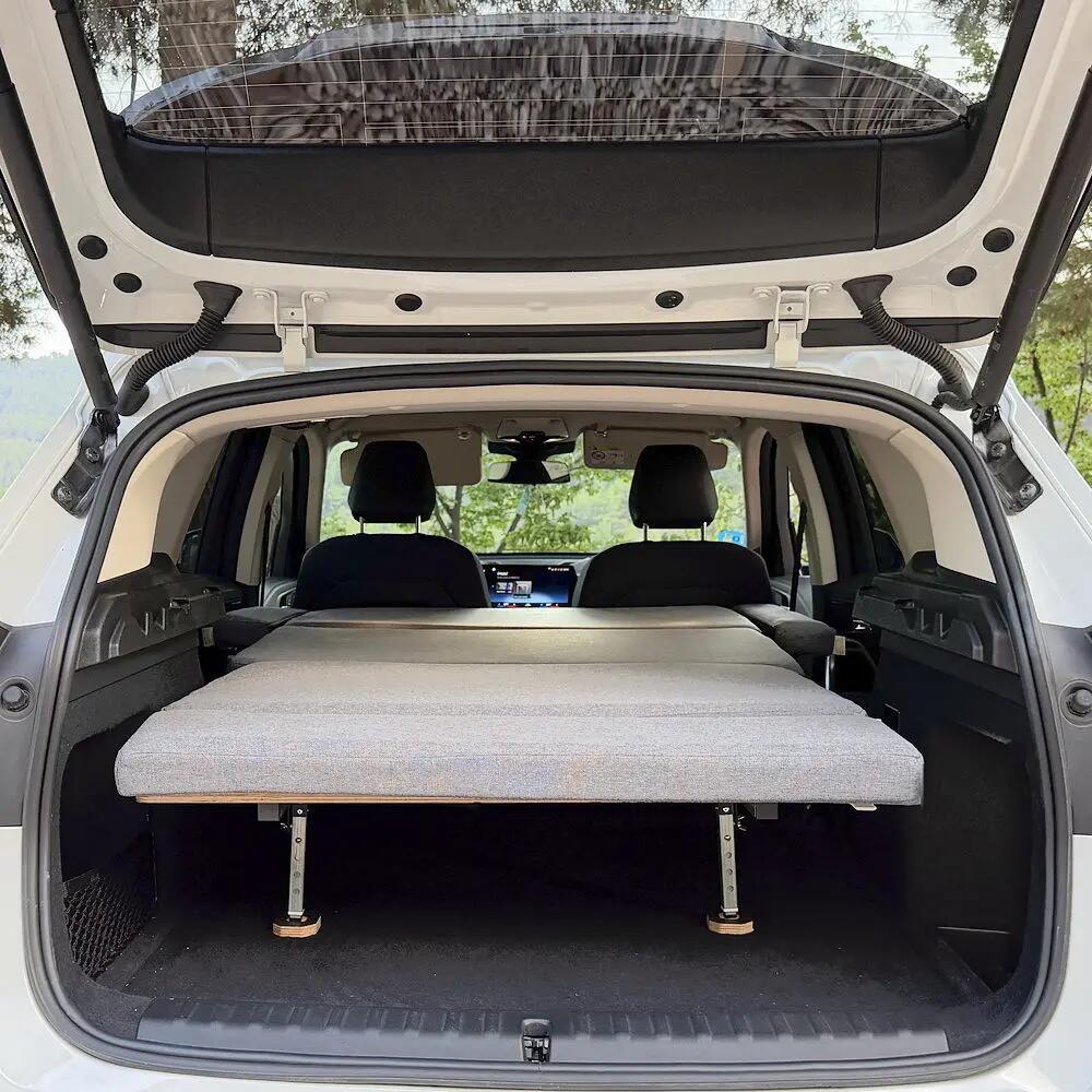 Faltbares Autobett für 2 Personen mit integriertem Tisch for2 4/5