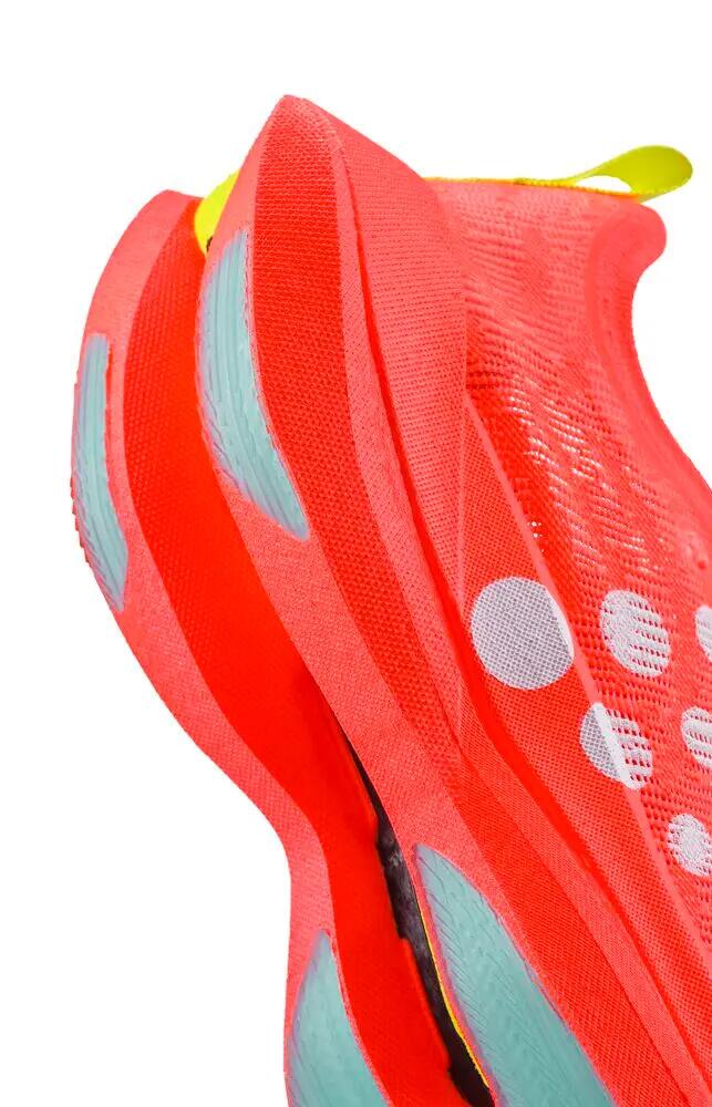 craft Kype PRO W scarpa running — Xx Foam™ Pebax® e piastra in carbonio 6/7