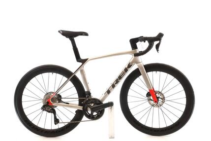 Vélo de route reconditionné · Madone SL7 Di2 12V · Très bon état