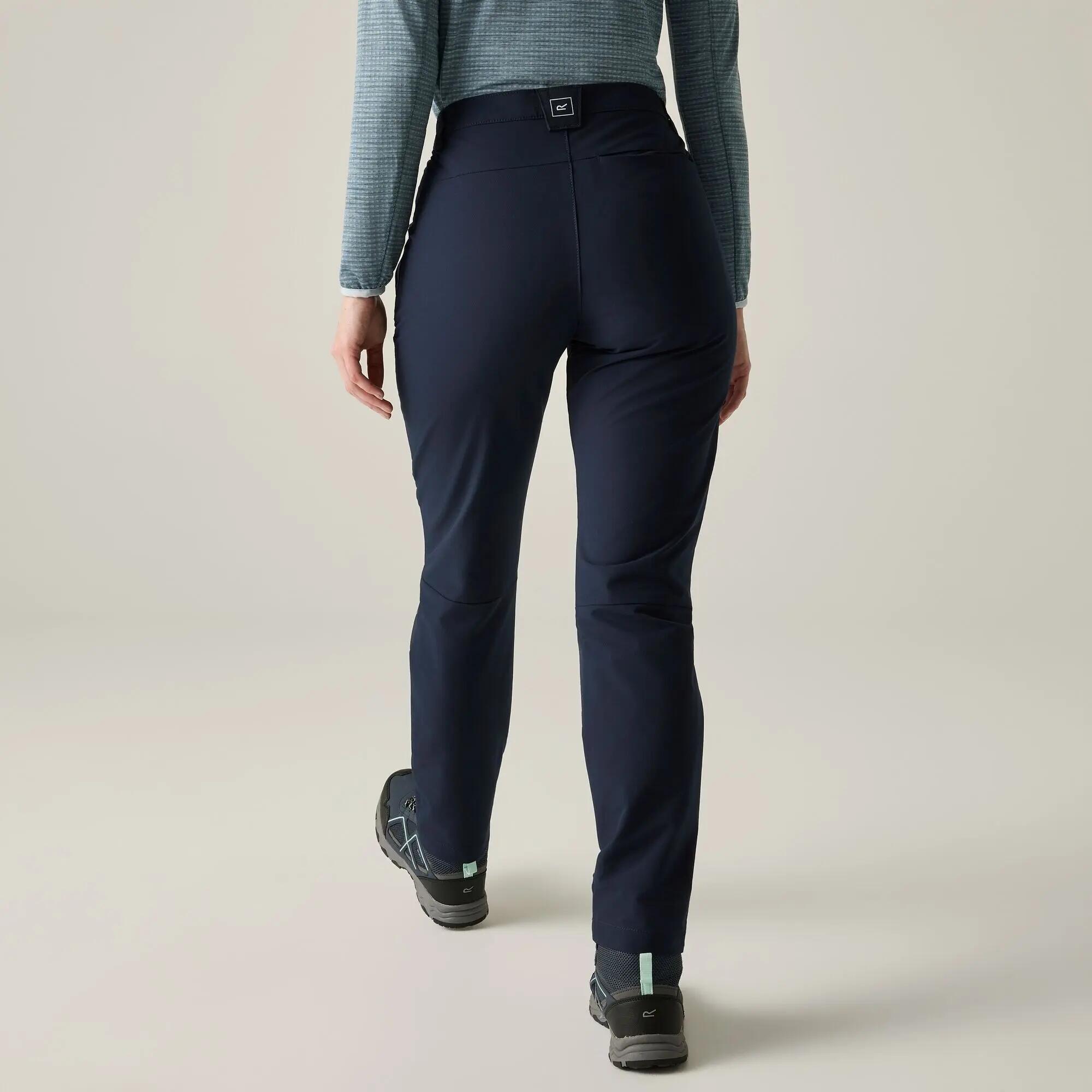 Pantalones Questra V de mujer 3/10
