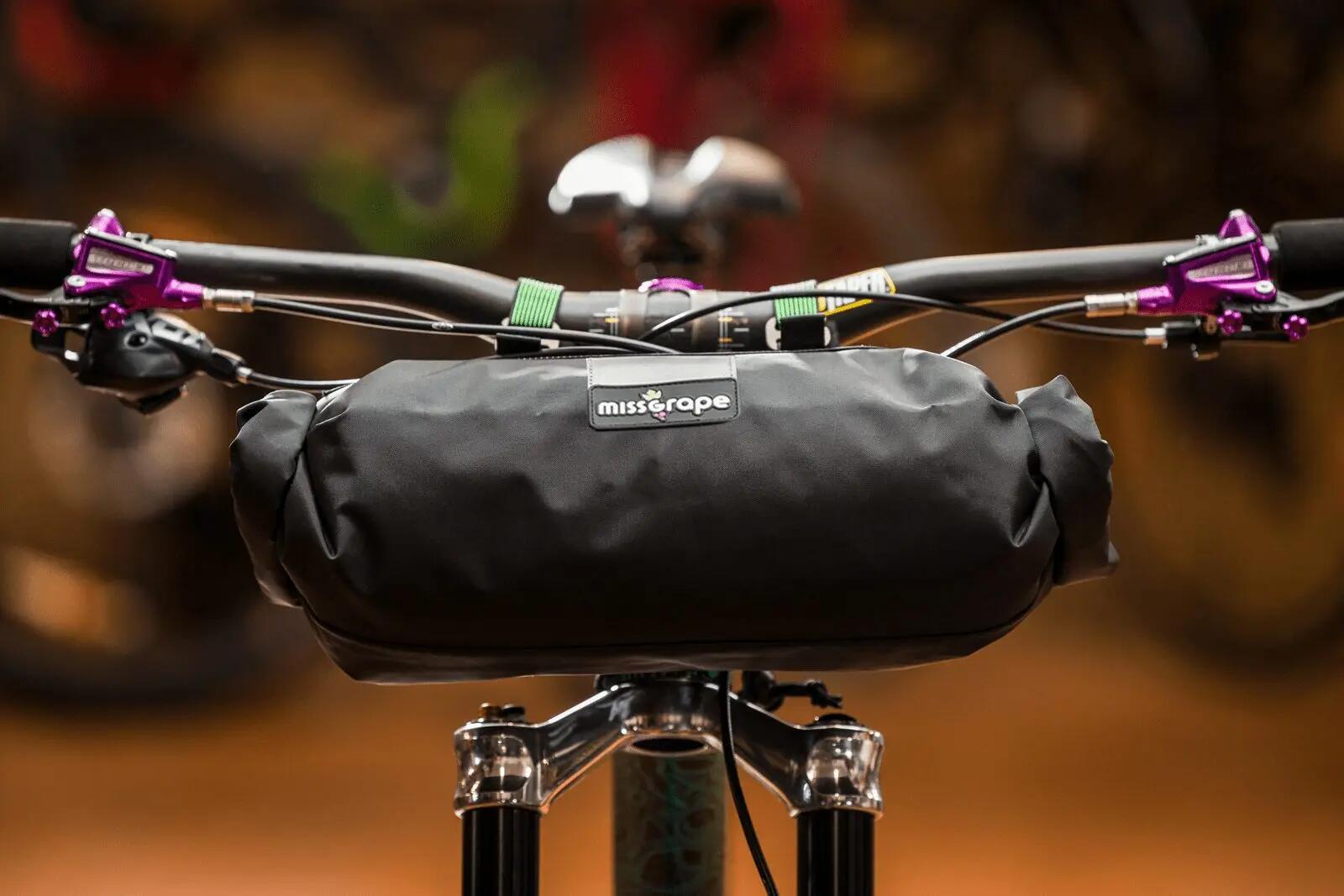 Sacoche de cintre Tendril 4.10 Waterproof bikepacking 2/3