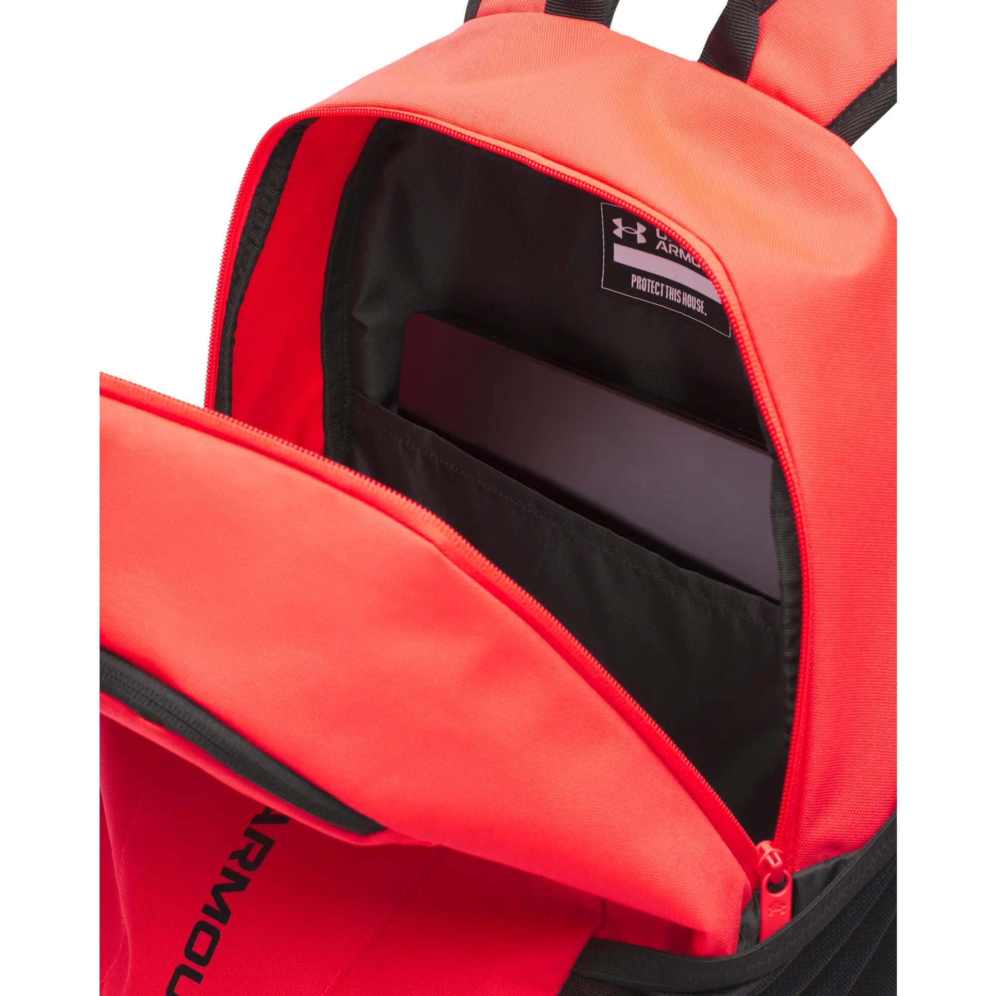 Mochila Under Armour UA HUSTLE  LITE 8/9