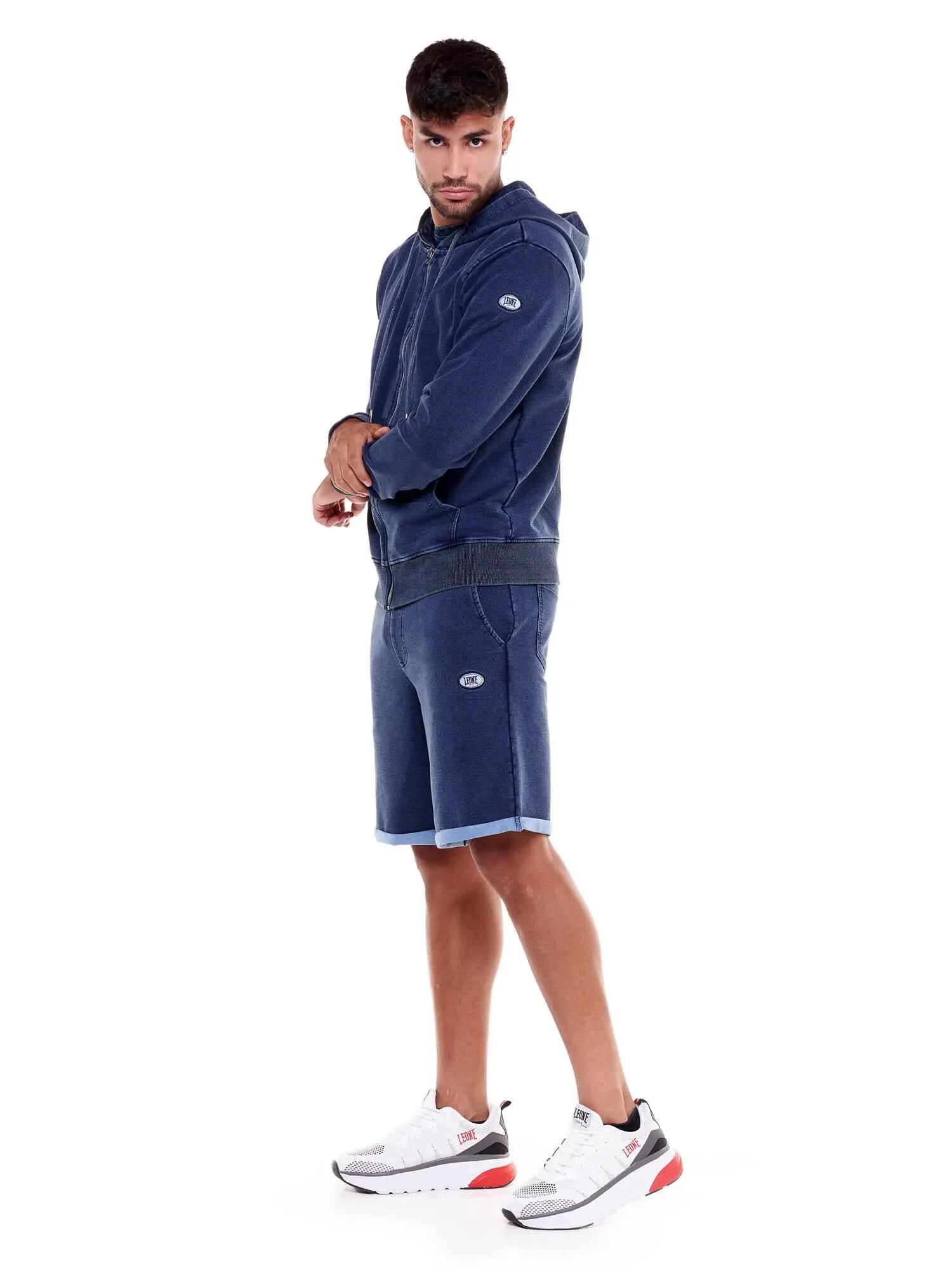 Męskie bluzy z kapturem w kolorze indygo denim 3/5