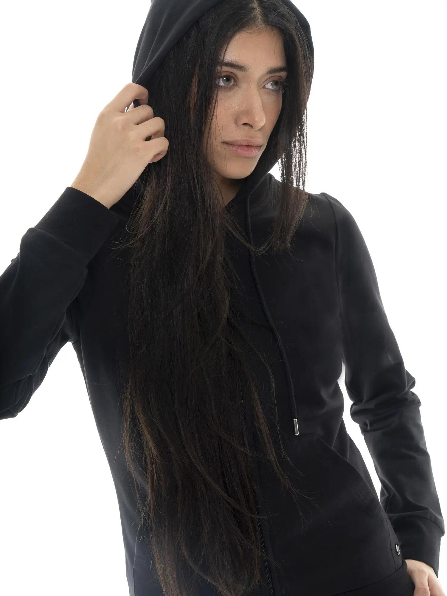 Sudaderas con capucha y cremallera básicas para mujer de Leone 5/7