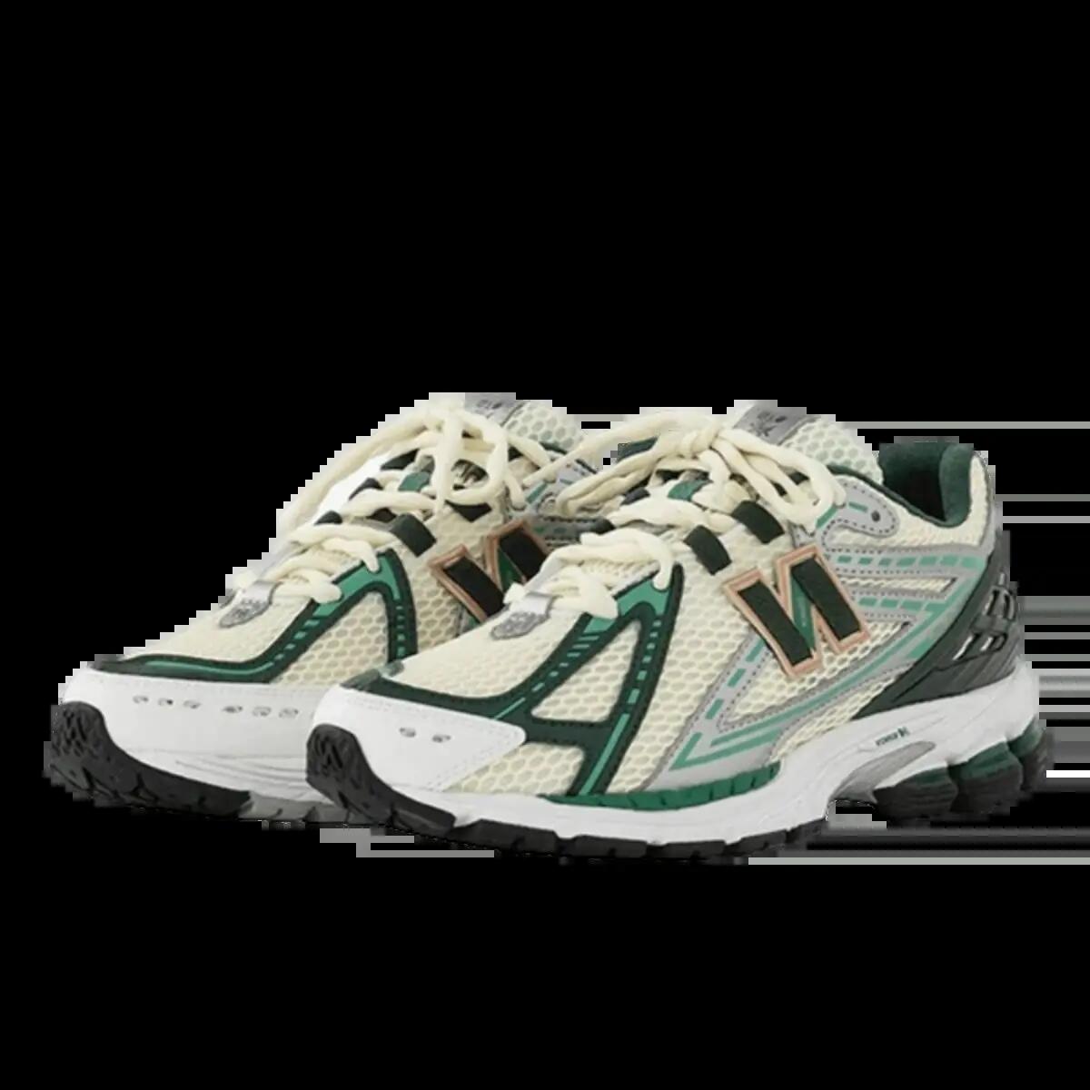 NEW BALANCE picture