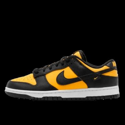 Schoenen dunk low black university gold