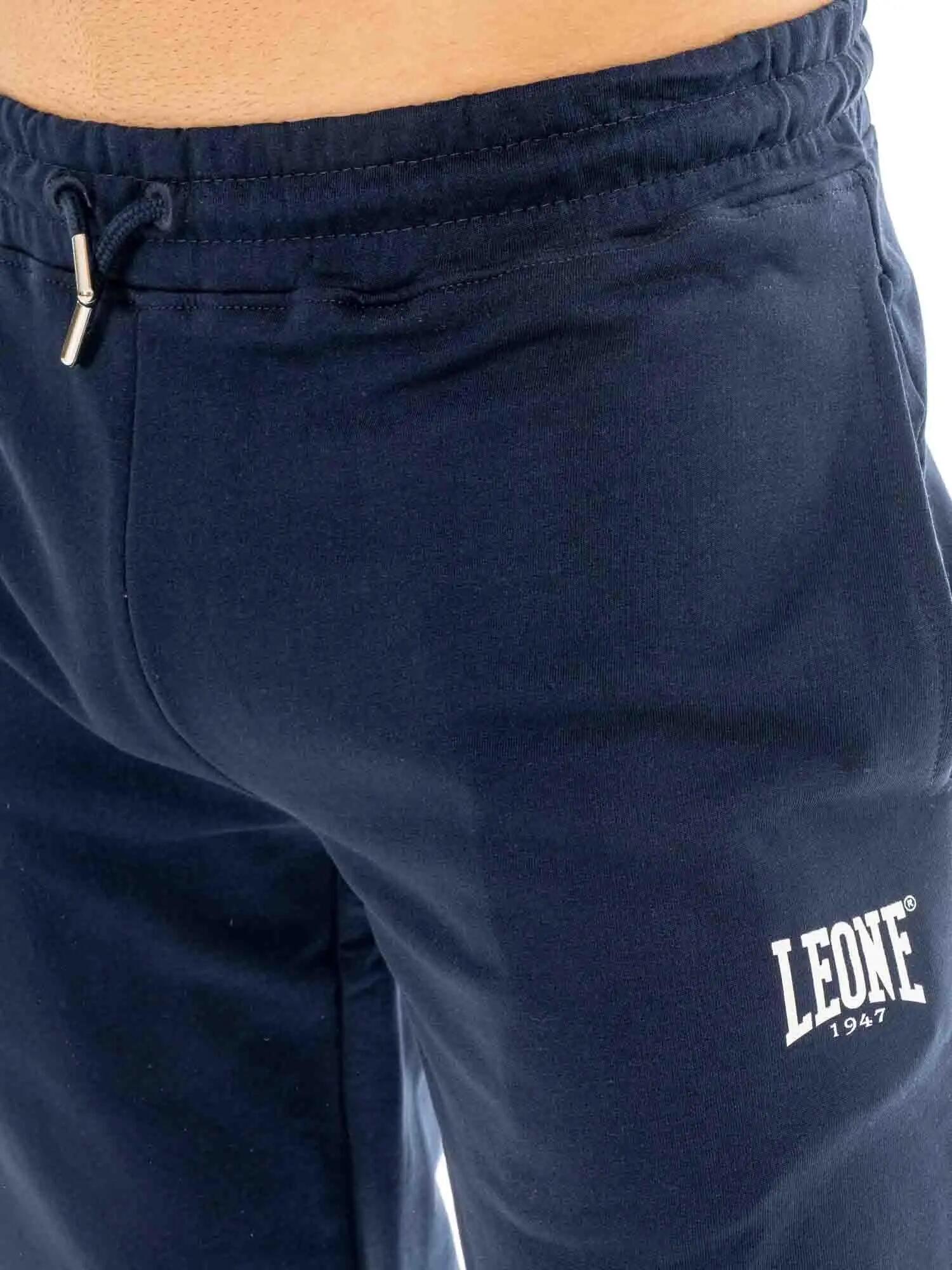 Leone Easy heren trainingspak met capuchon, gemaakt van niet-geborsteld katoen. 3/5