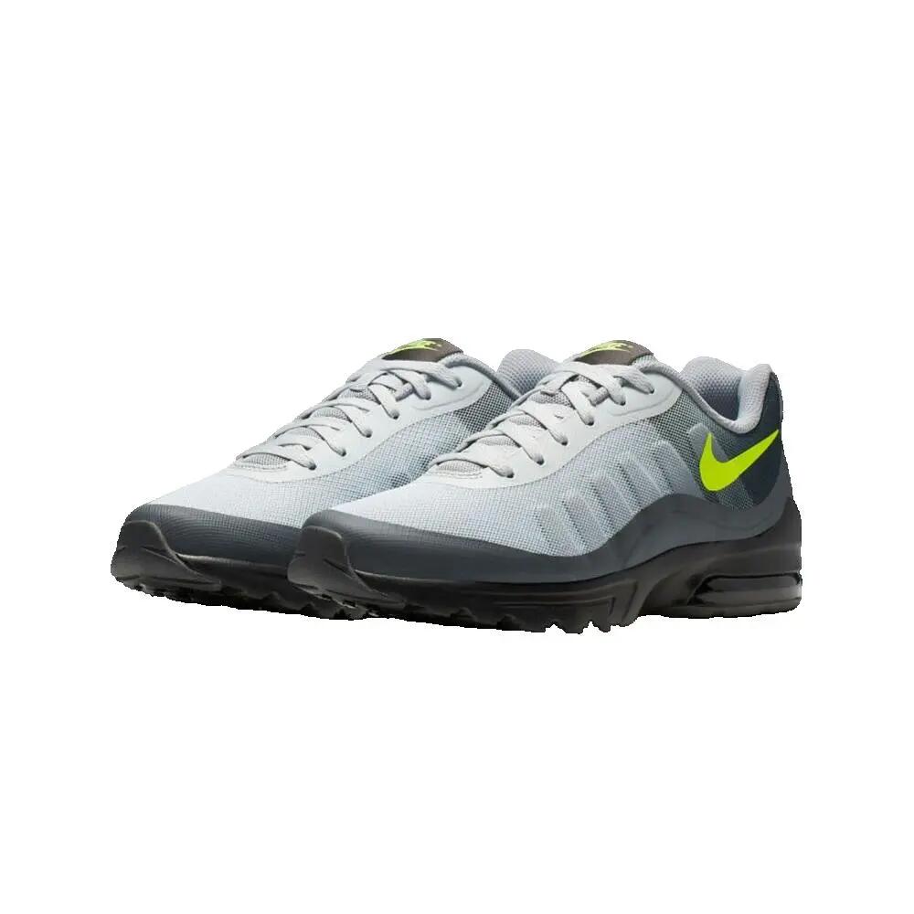 Chaussures Hommes Nike Air Max Invigor gris 2/7