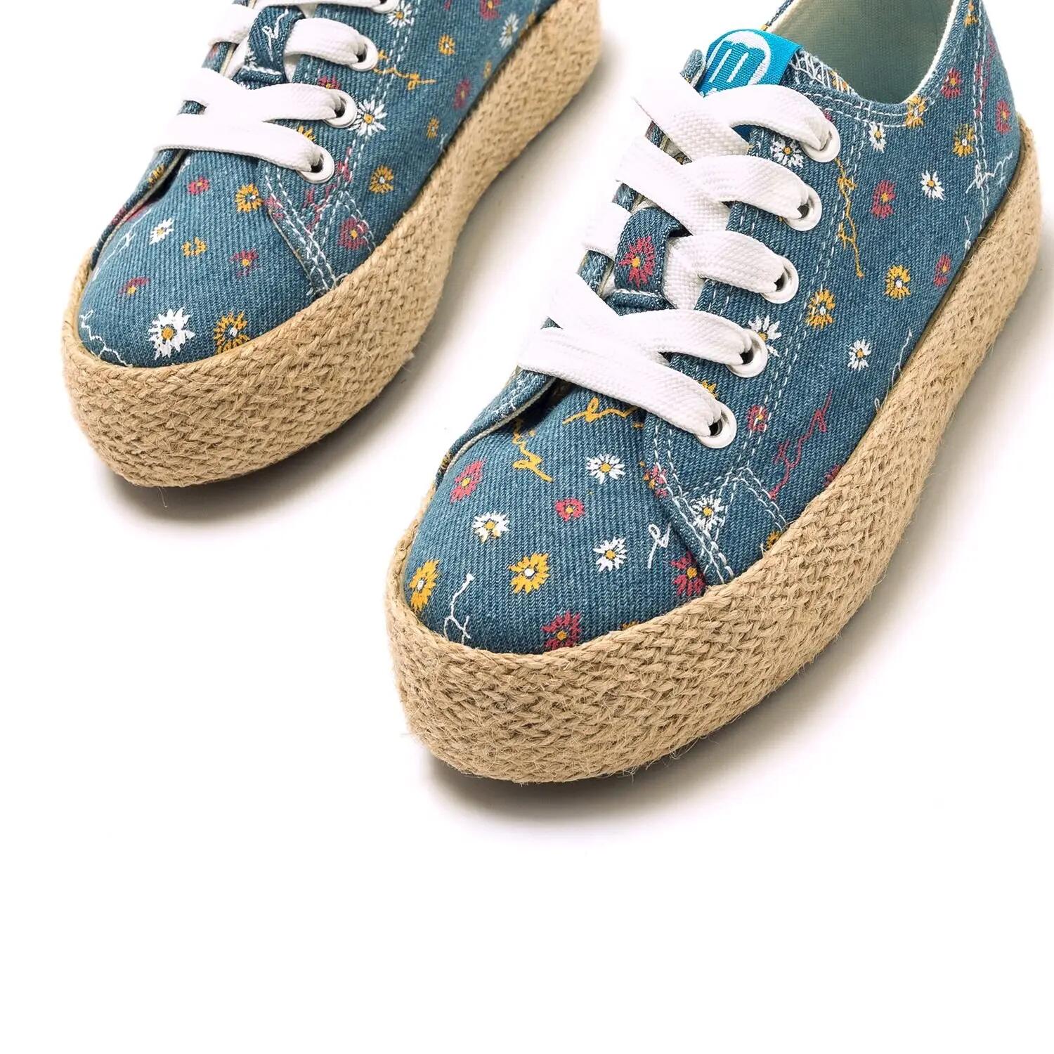 Schoen Mustang model 48912-C55366 voor unisex jongens 5/7