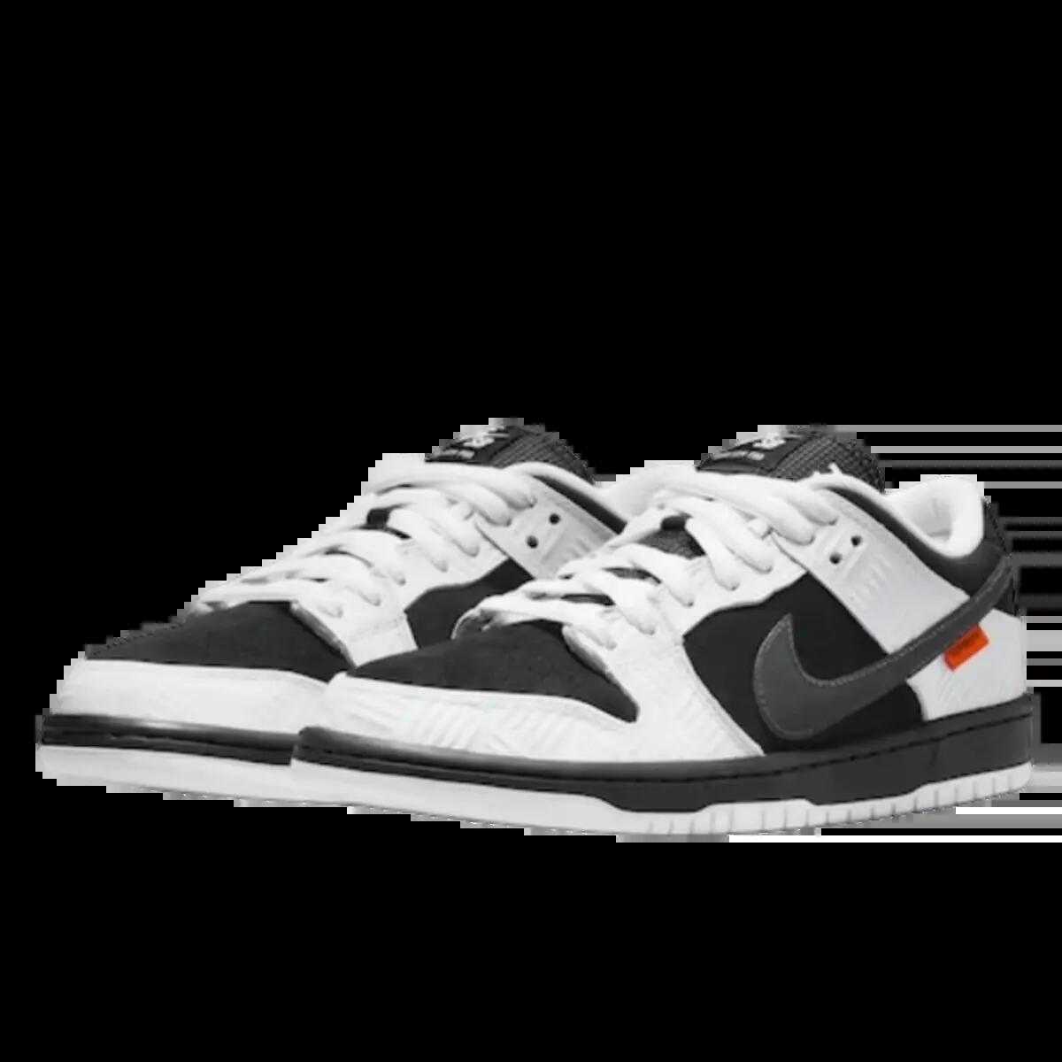 Zapatillas  SB Dunk Low x TIGHTBOOTH®︎ 2/3