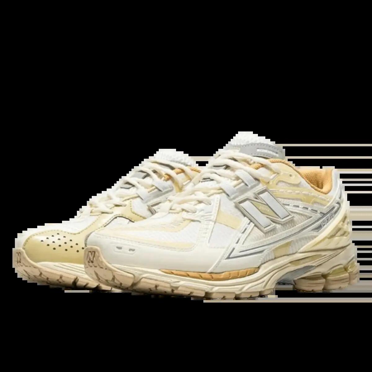 Scarpe  1906R Lunar New Year White 2/4