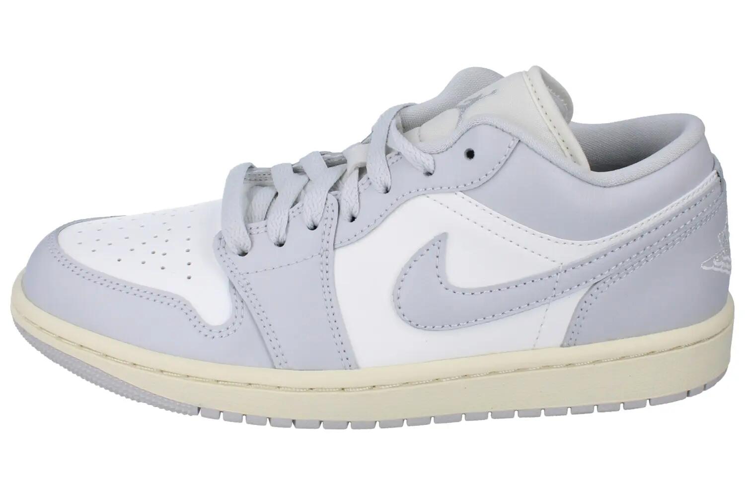 Nike Womens Air Jordan 1 Low Trainers 6/6