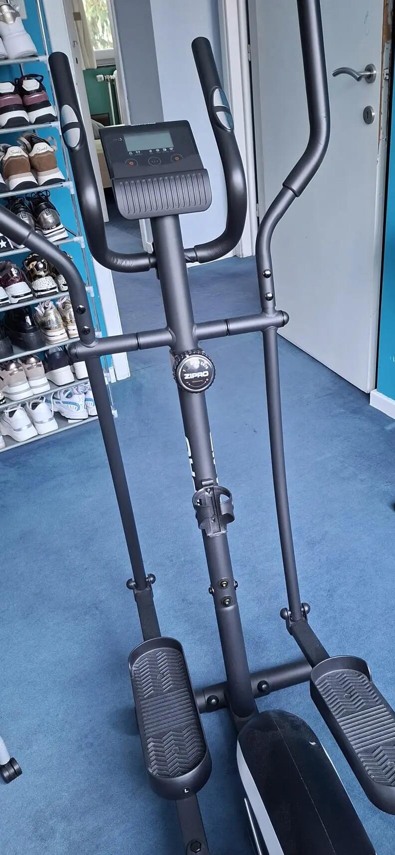 Entre Particuliers - Vélo elliptique magnétique Zipro Shox RS fitness 4/7