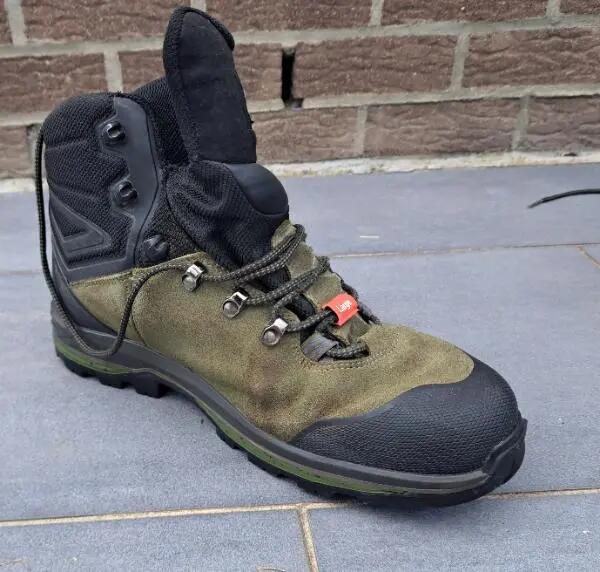 Tussen Particulieren - Forclaz wandelschoenen 4/6
