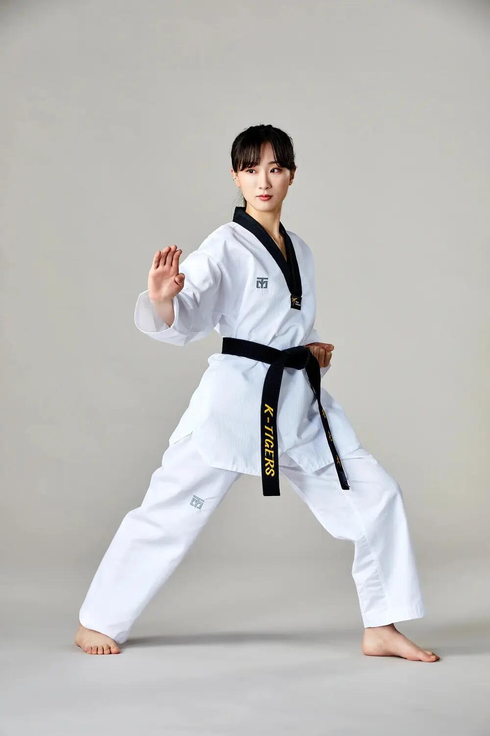 Dobok do Taekwondo MTX 2 Black (WT) bluza spodnie pas MOOTO 6/7