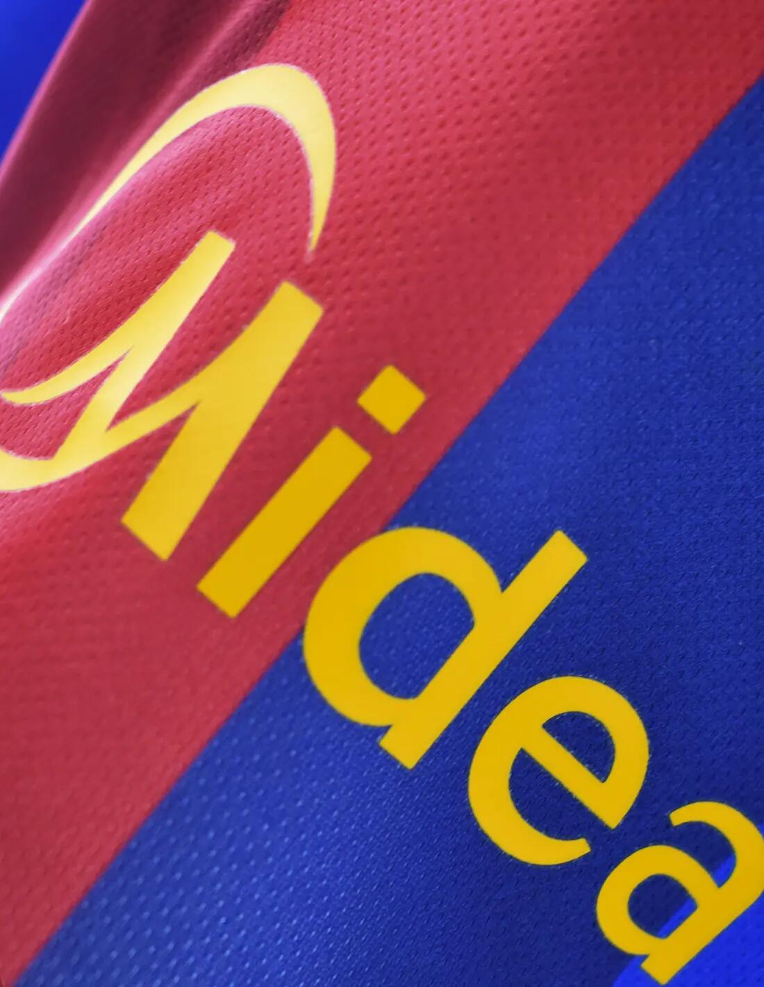 Conjunto FC Barcelona Niño 2026/27 Primera Equipación Réplica Oficial 5/5