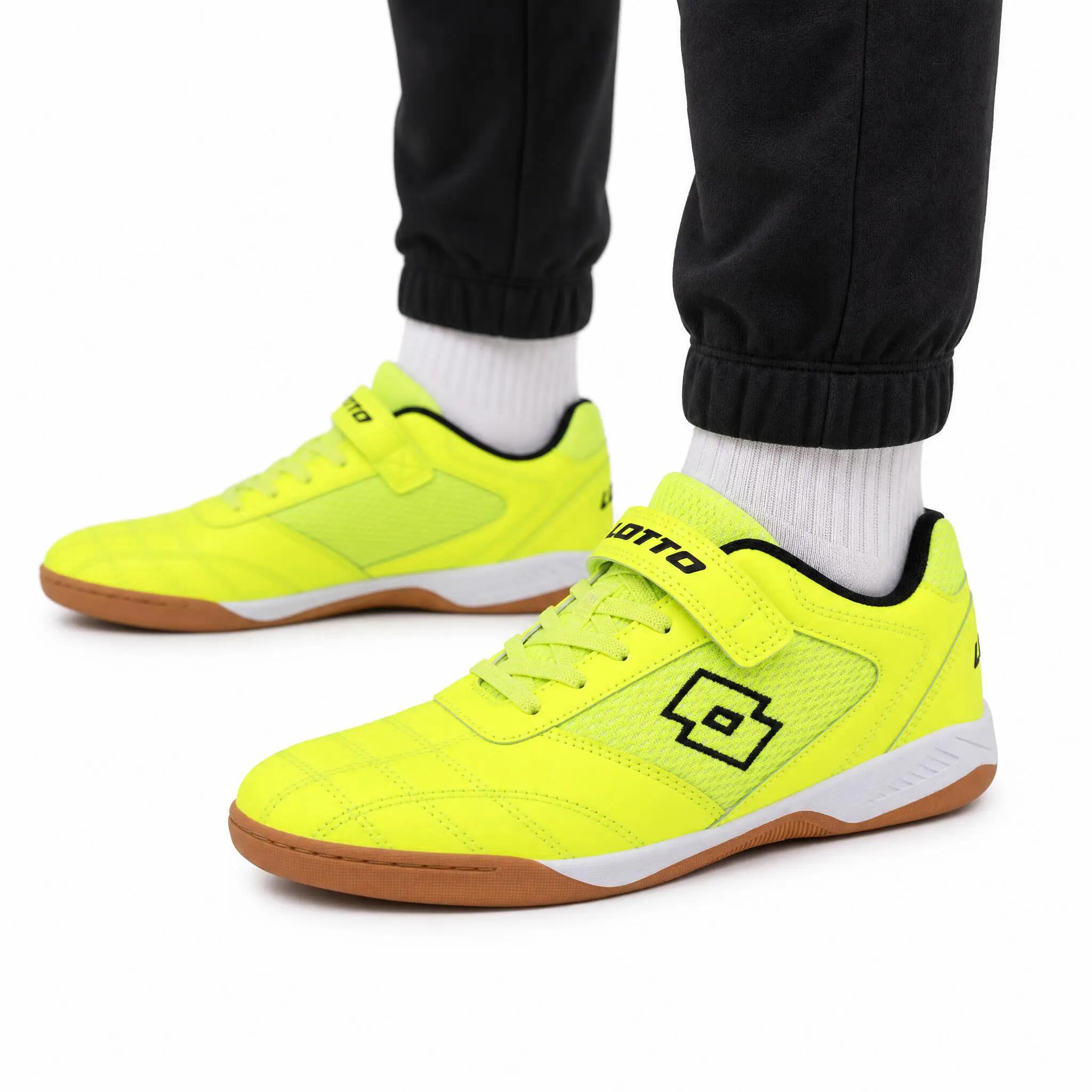 Buty dziecięce sportowe halowe na rzep Lotto WHIZZER T 6/6