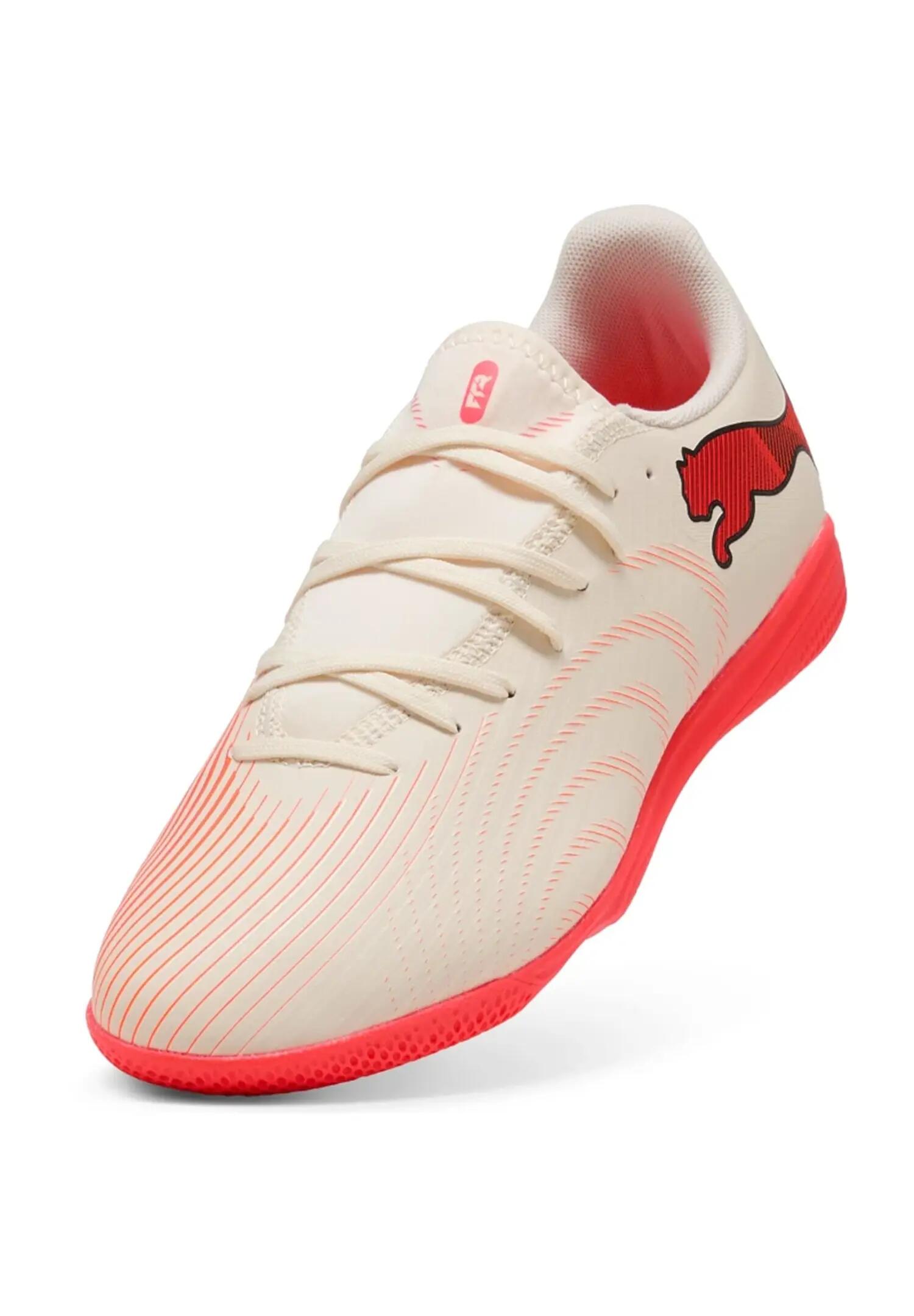 Buty piłkarskie Puma Ultra 9 Play IC 4/6