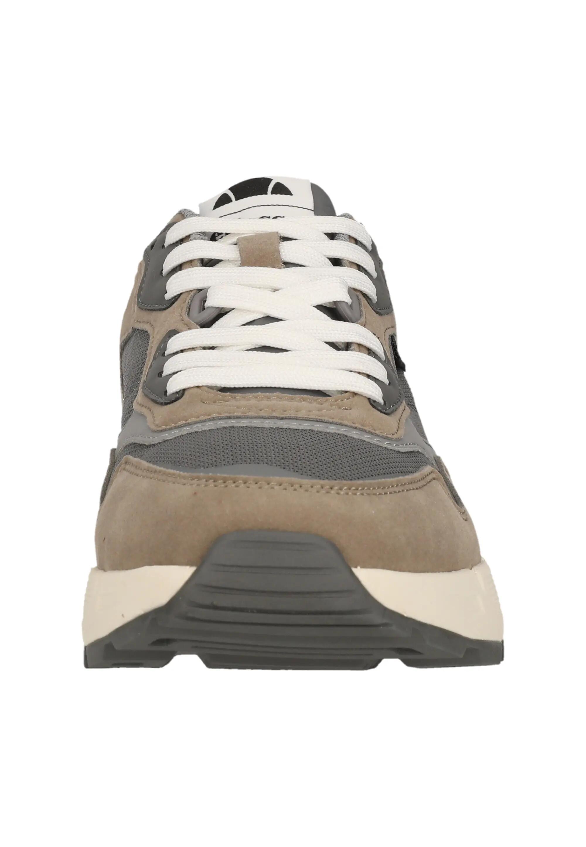 sneaker Chad 8/8