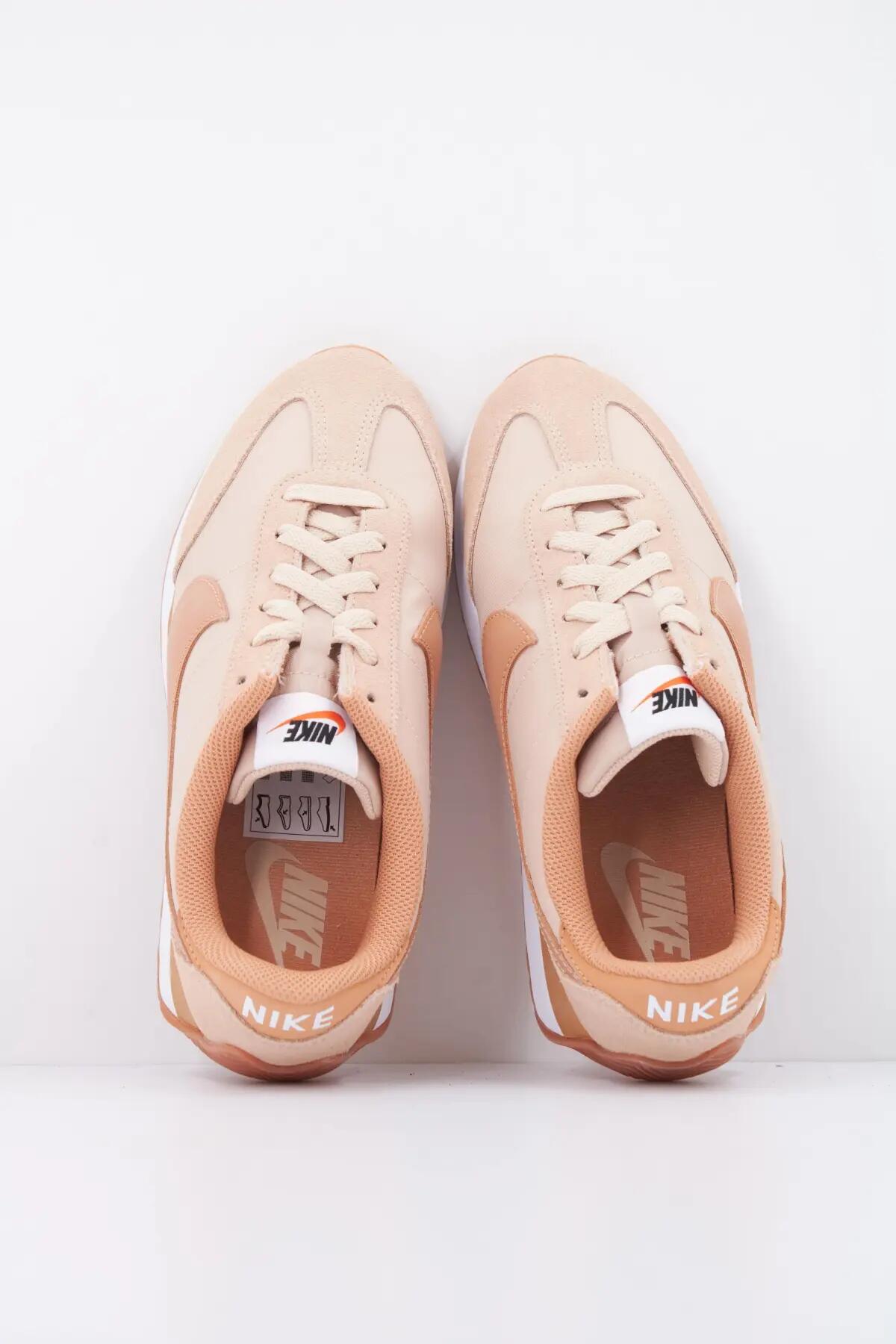 Zapatillas mujer Nike Hm4771 3/5