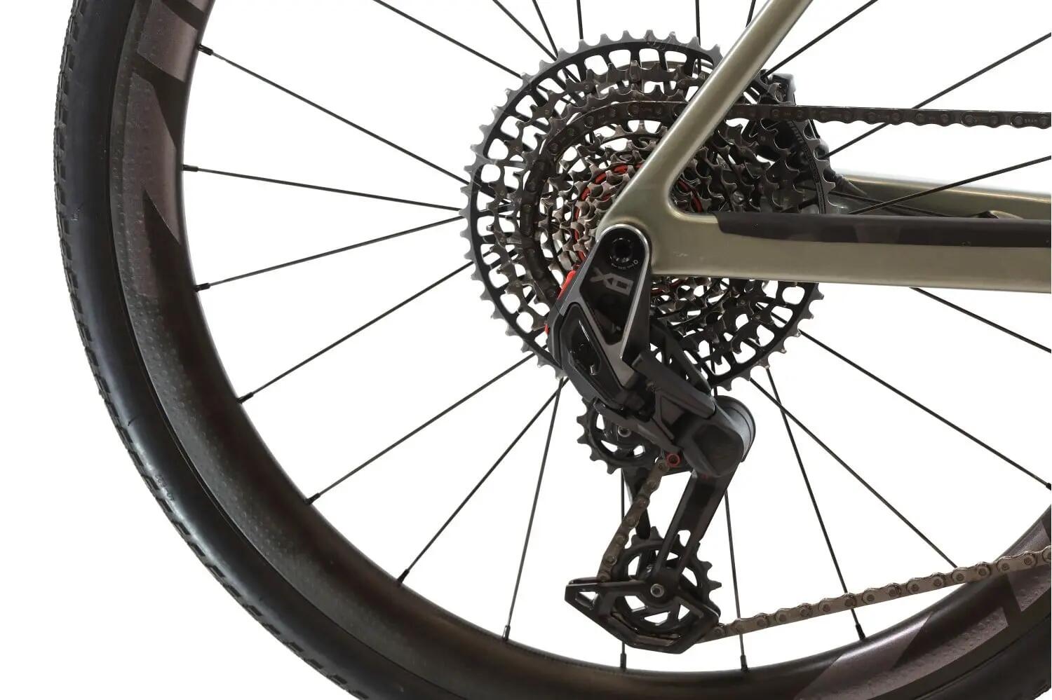 Segunda Vida · Gravel ·  Grail CF SLX AXS 12V · Muito bom estado 3/8