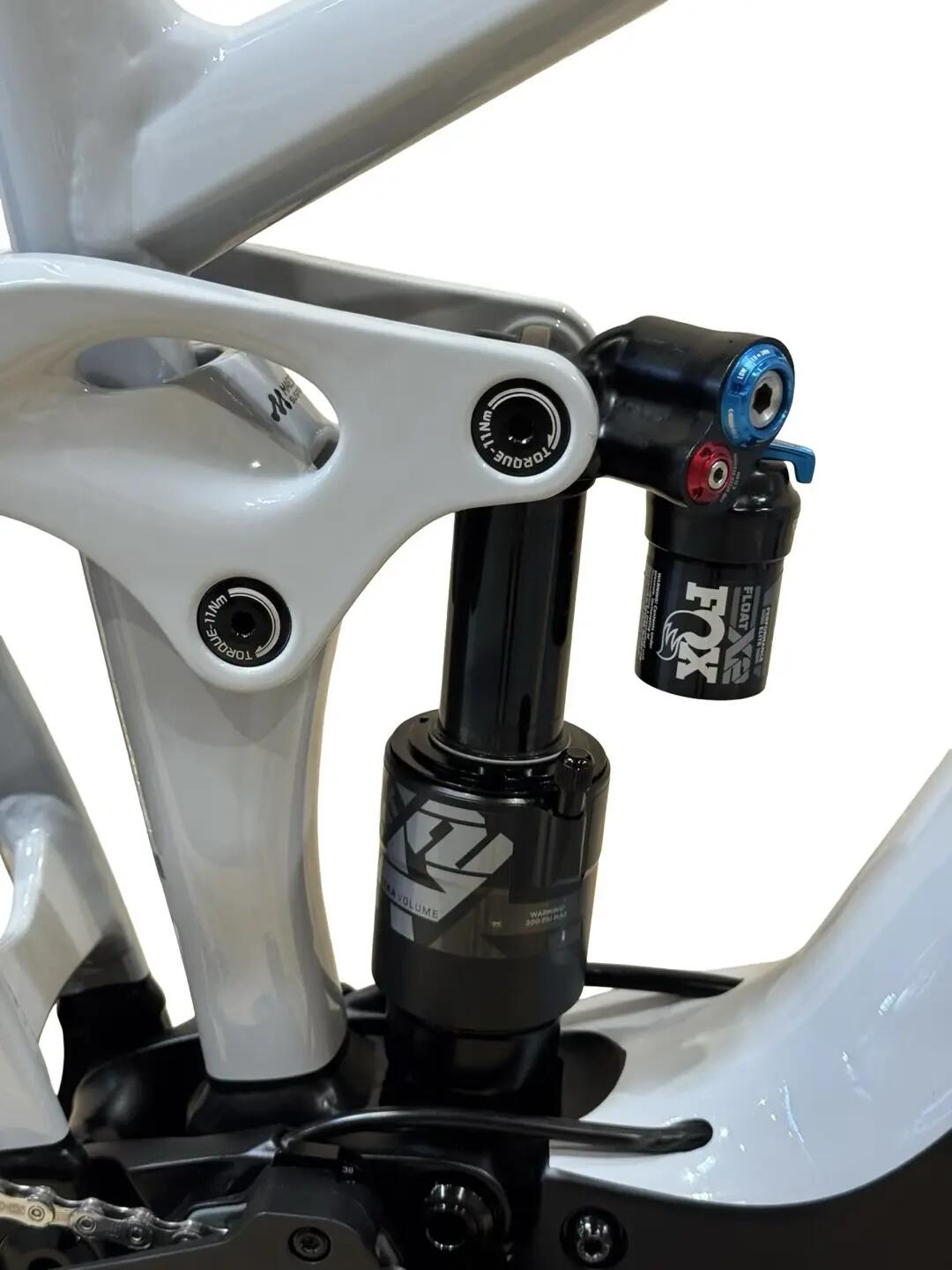 Segunda vida - Bicicletas E-montanha Giant Reign E+ 1 MX Pro XT - Como novo 9/13