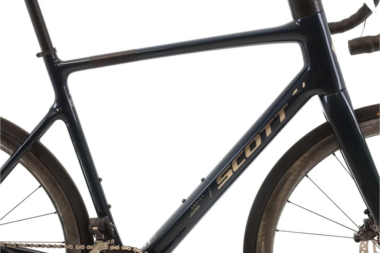 Segunda Vida · Bicicleta estrada ·  Addict 20 Di2 12V · Muito bom estado 2/8