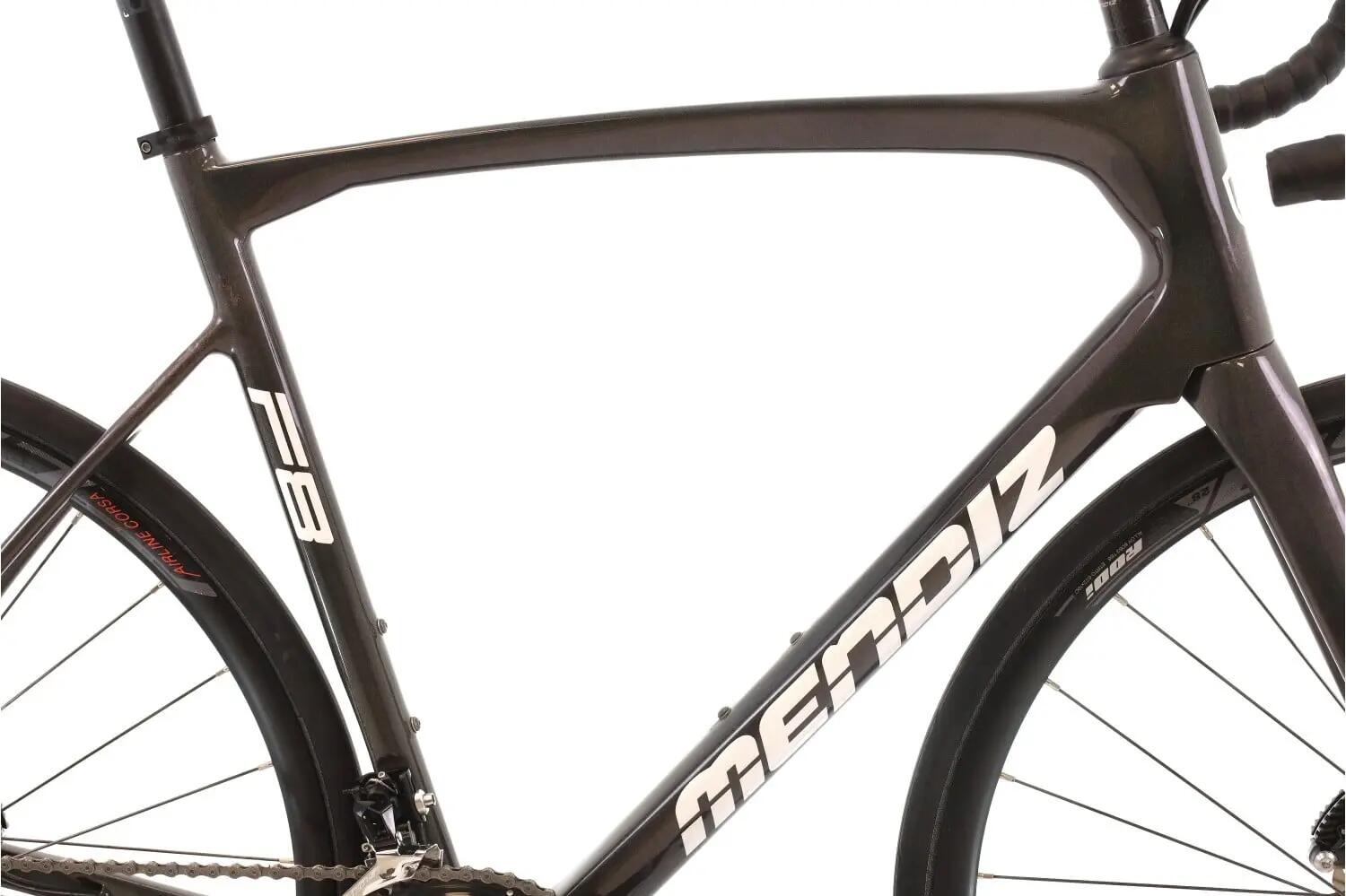 Segunda Vida · Bicicleta estrada ·  F8 Disc · Muito bom estado 2/8