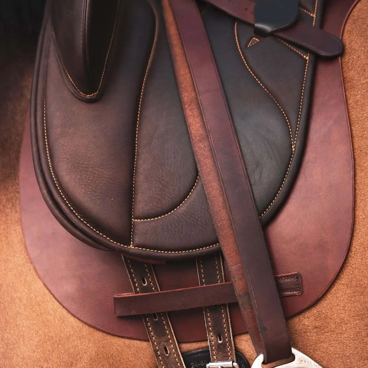 Tapis de selle pour cheval anglaise PVC Lexhis 5/6